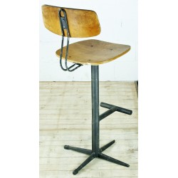 CHR152D Barstool with Footrest