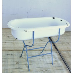 Ac221 Hungarian Baby Tub With Stand, Antique Baby Bathtub On Stand