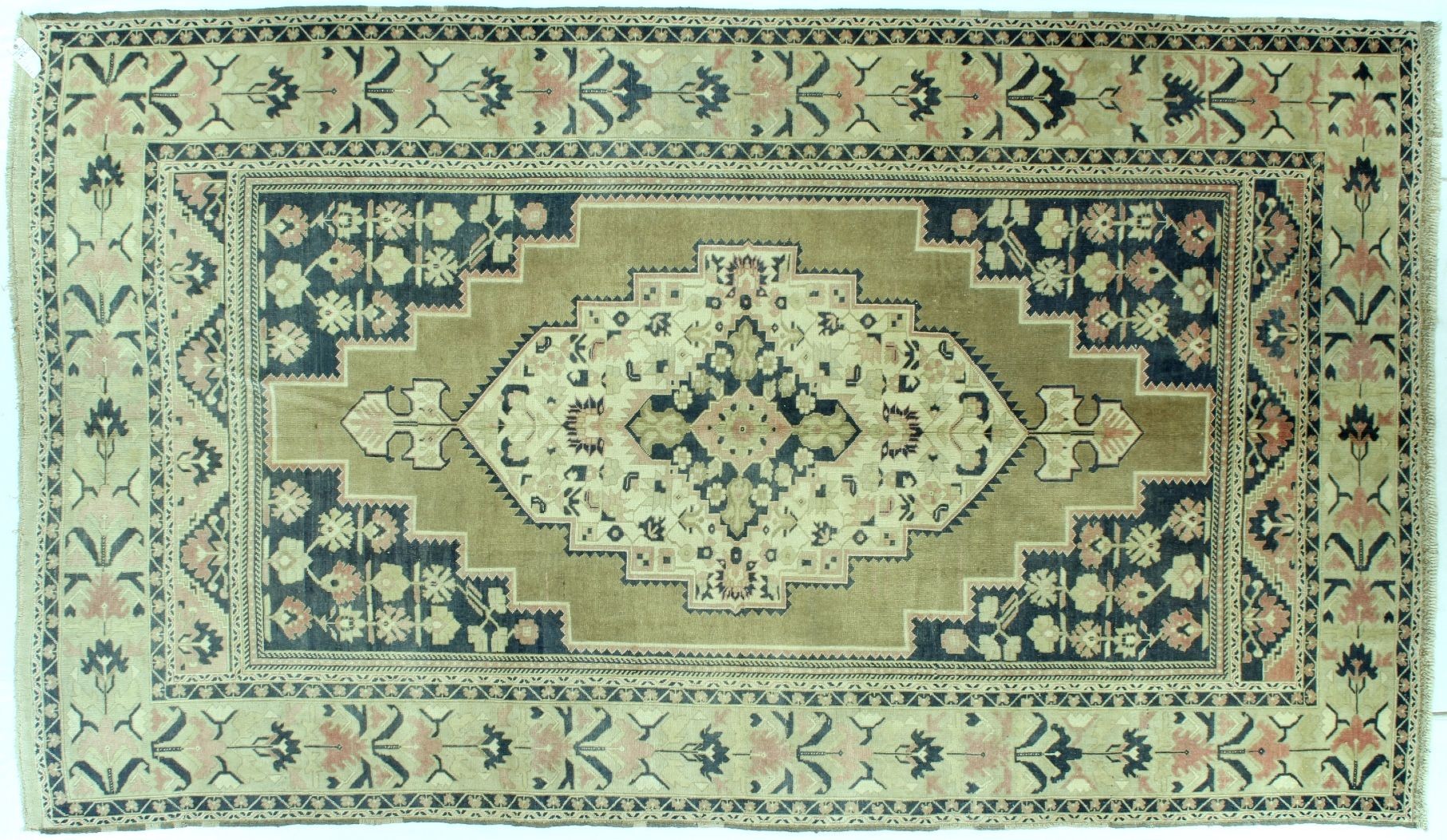 CR3112 VINTAGE RUG 7.2x12.7