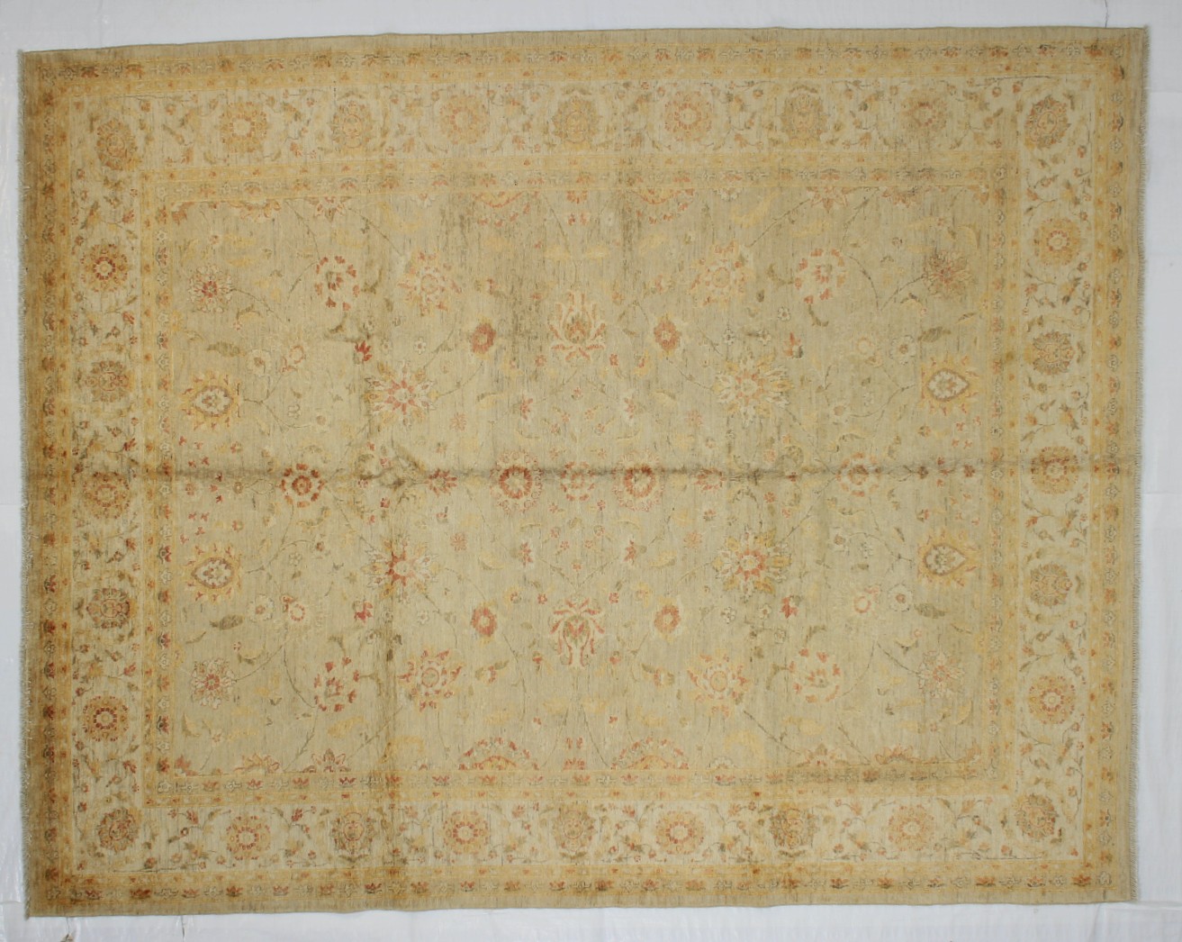 TH250-  MAHAL DESIGN RUG  8.3 x 10.4