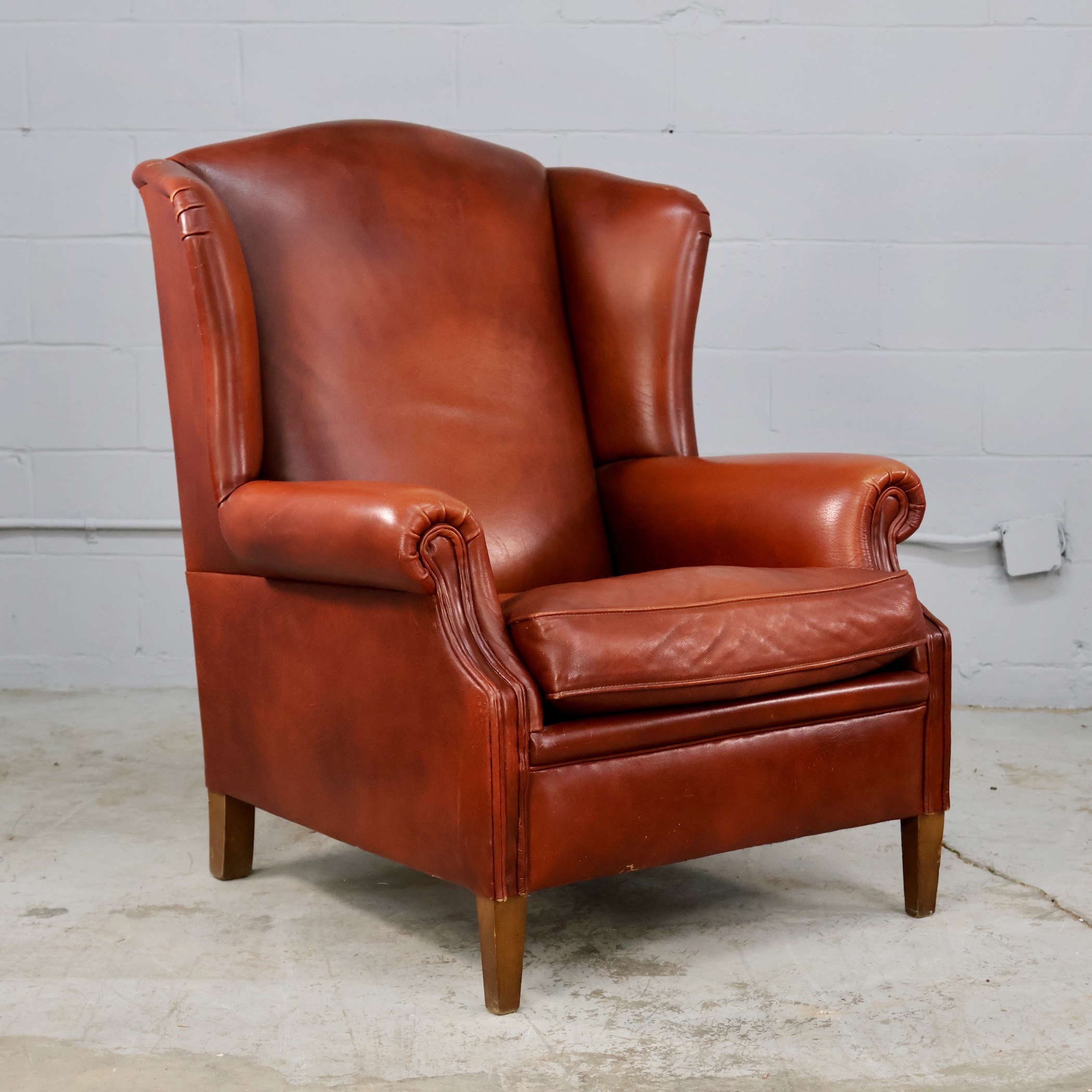 CHR285 RED WINGBACK LEATHER ARMCHAIR