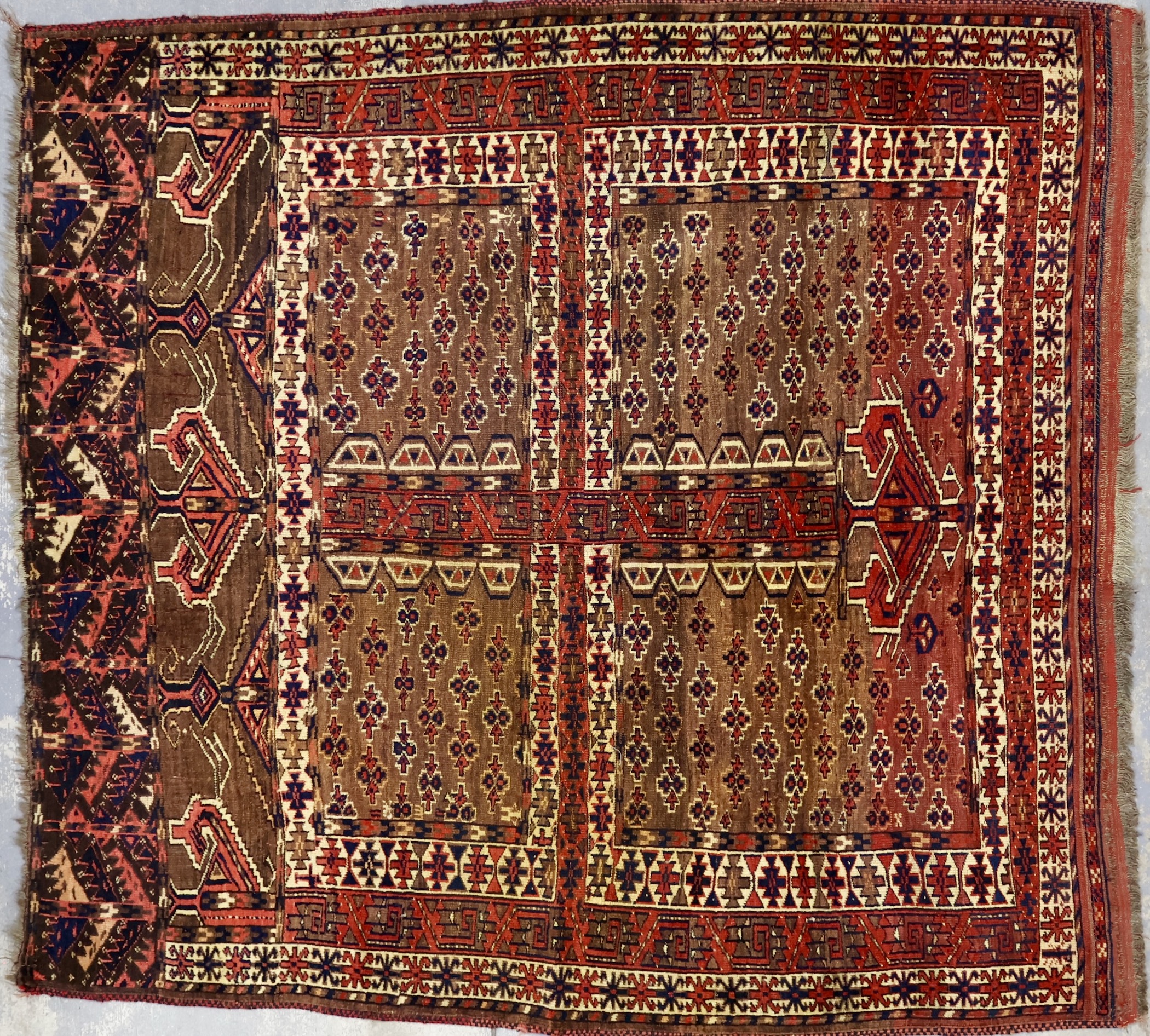 KL8654 ANTIQUE TURKOMAN YAMUT RUG 5' X 5'4