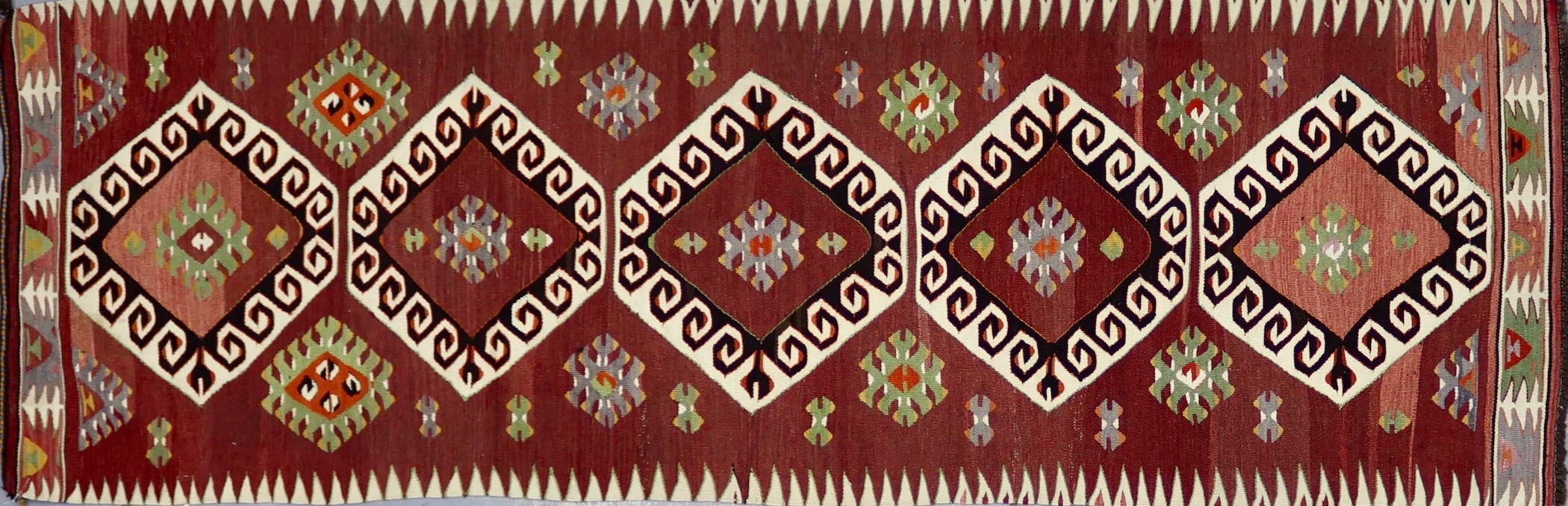 KR836 VINTAGE 1980s TURKISH MUT KILIM RUNNER 2'10