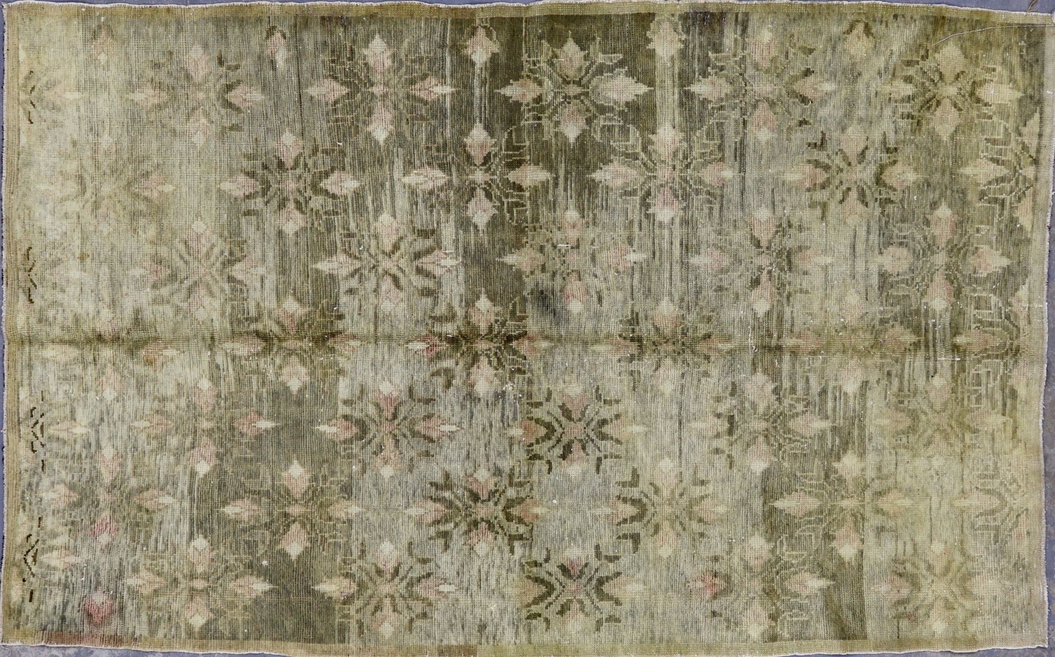 KH364 RECLAIMED VINTAGE TURKISH KONYA RUG 4'10