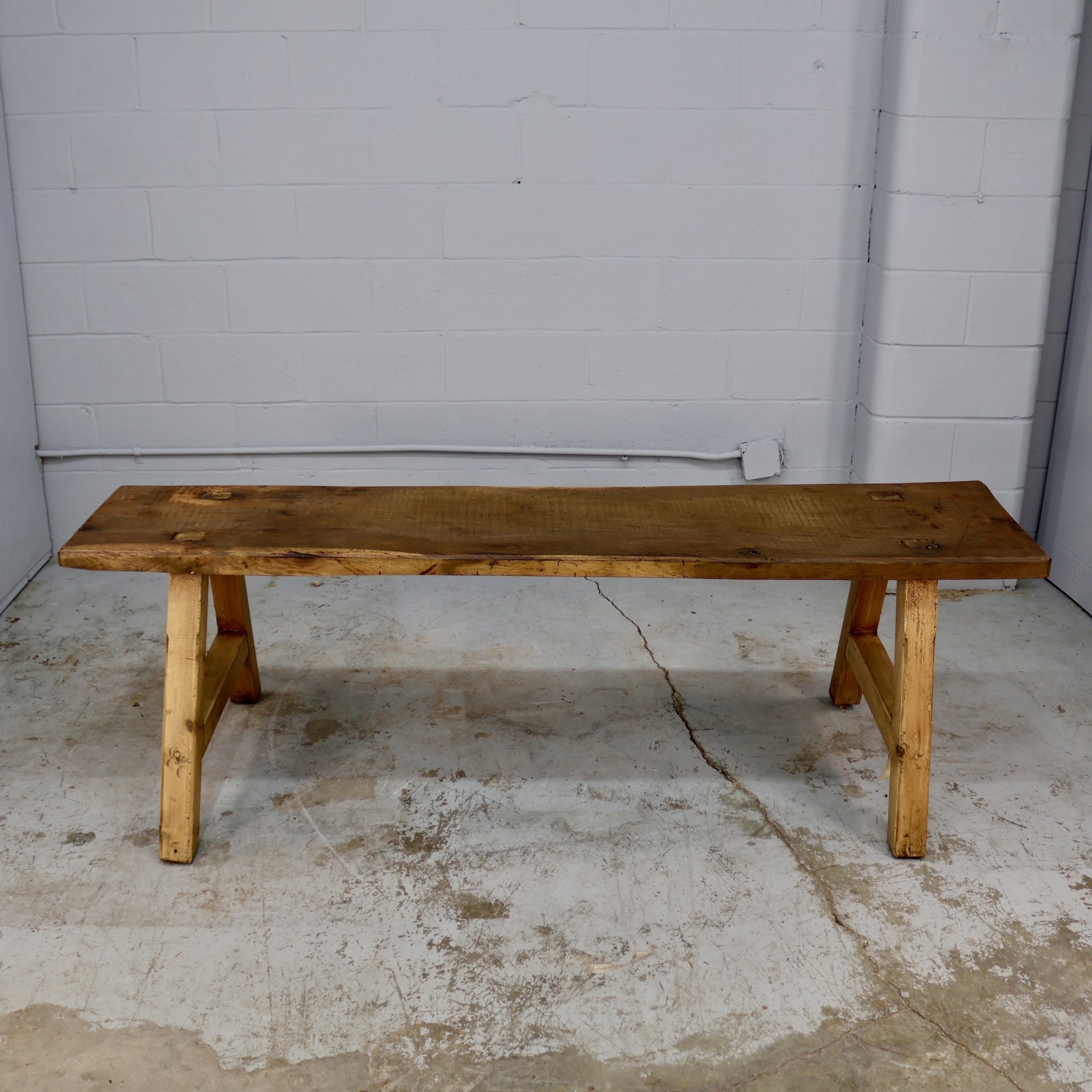 CHR632 REFINISHED WOOD BENCH