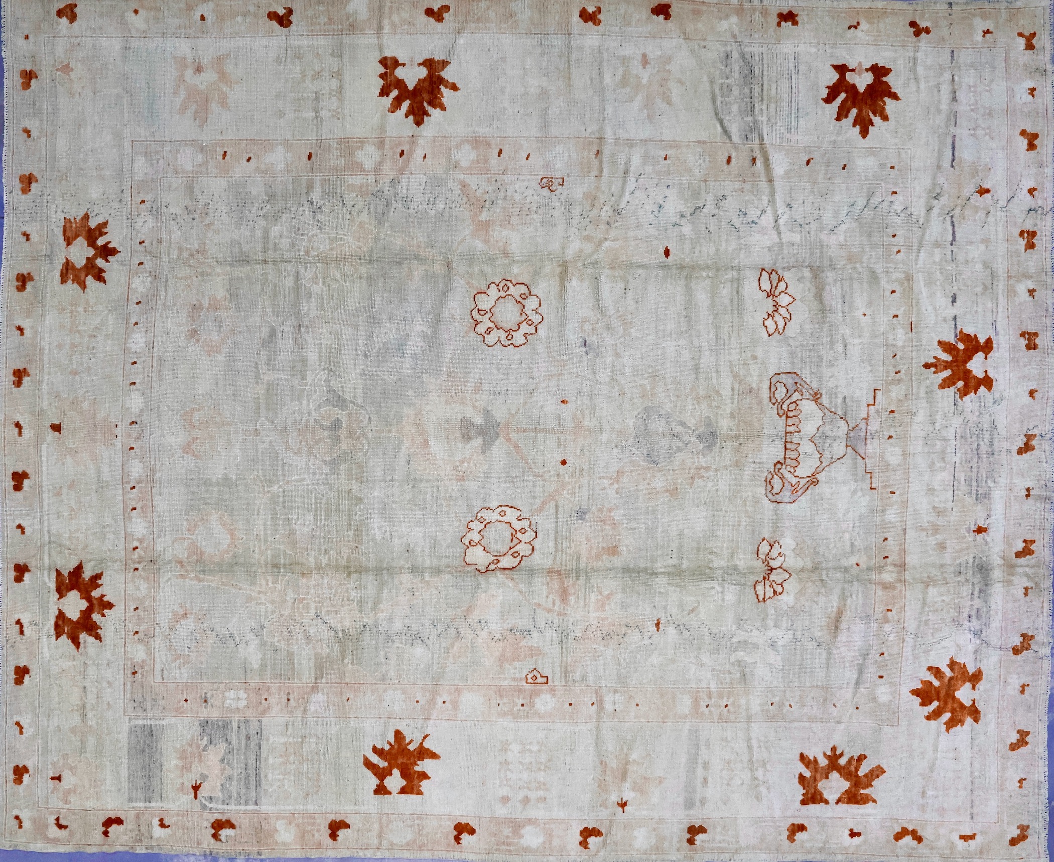 CR8162 VINTAGE TURKISH OUSHAK RUG 10'6