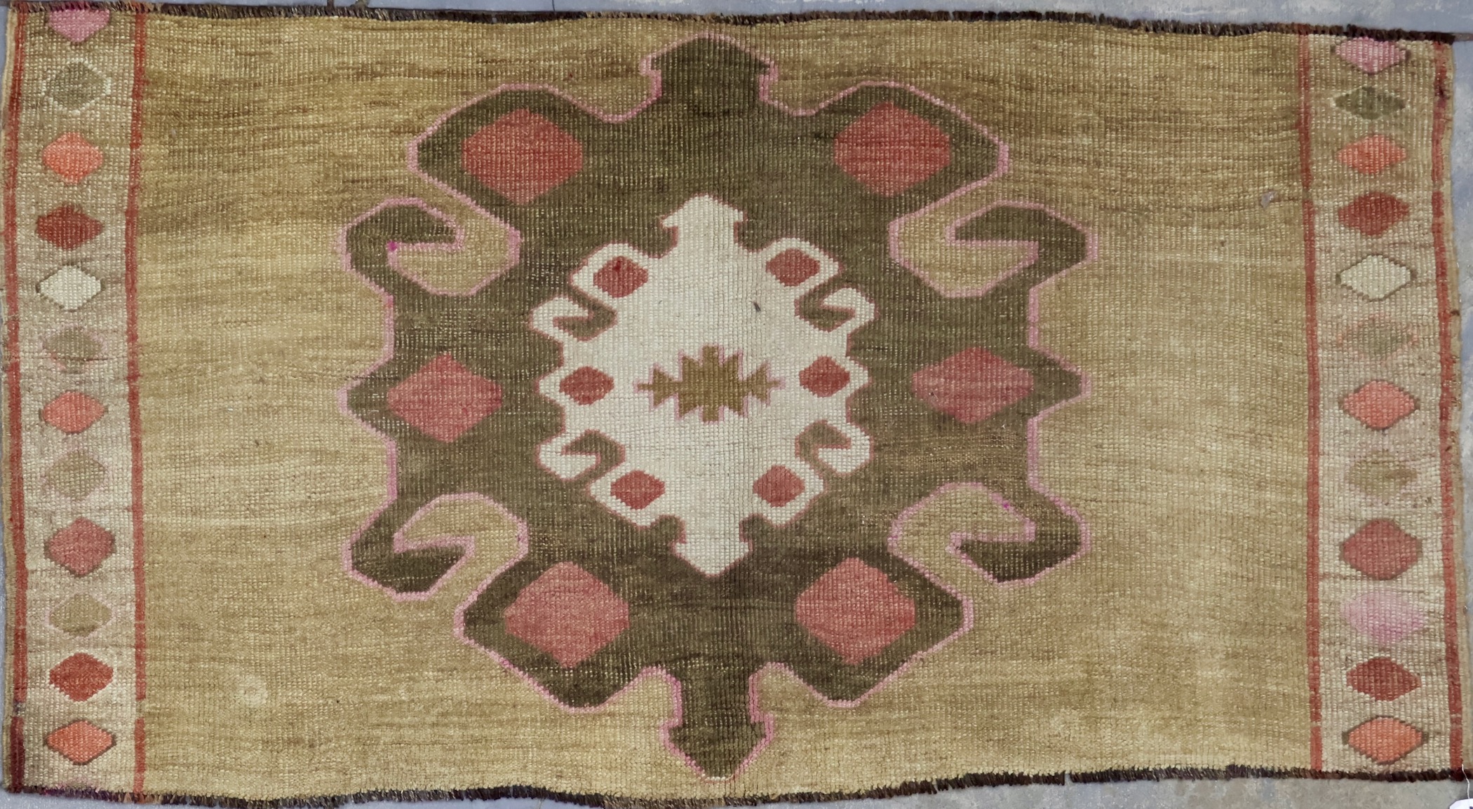 CR8589 VINTAGE 1980s TURKISH KARS RUG 3' X 5'8