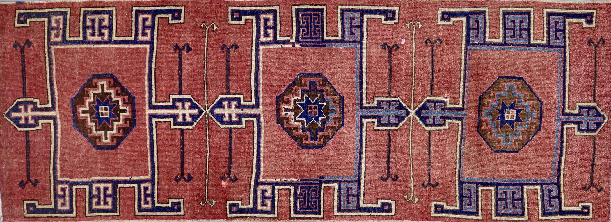 CR5897 VINTAGE 1960s KURDISH HERKI RUNNER 3'4