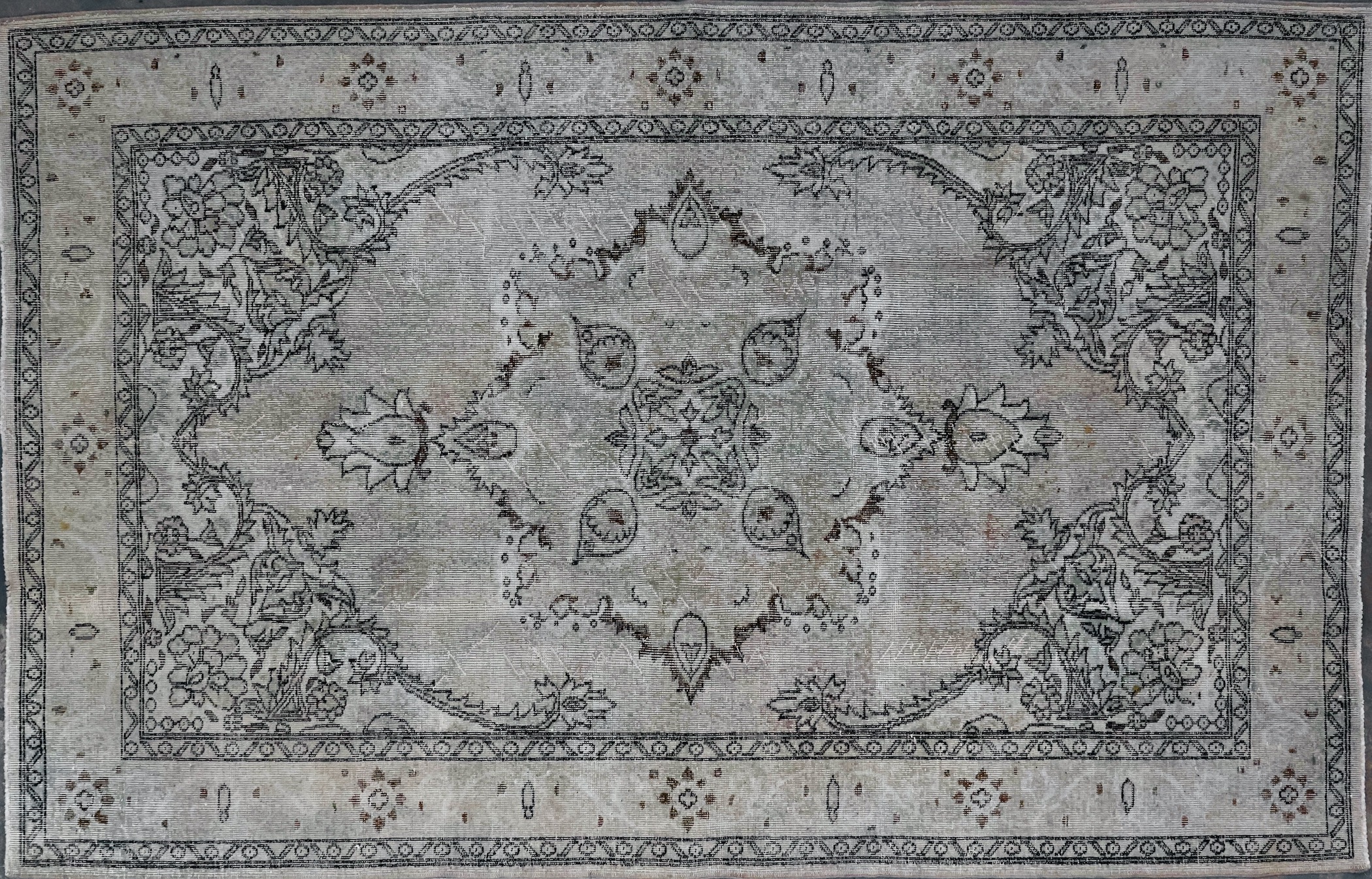 CR8660 RECLAIMED VINTAGE PERSIAN RUG 6'3