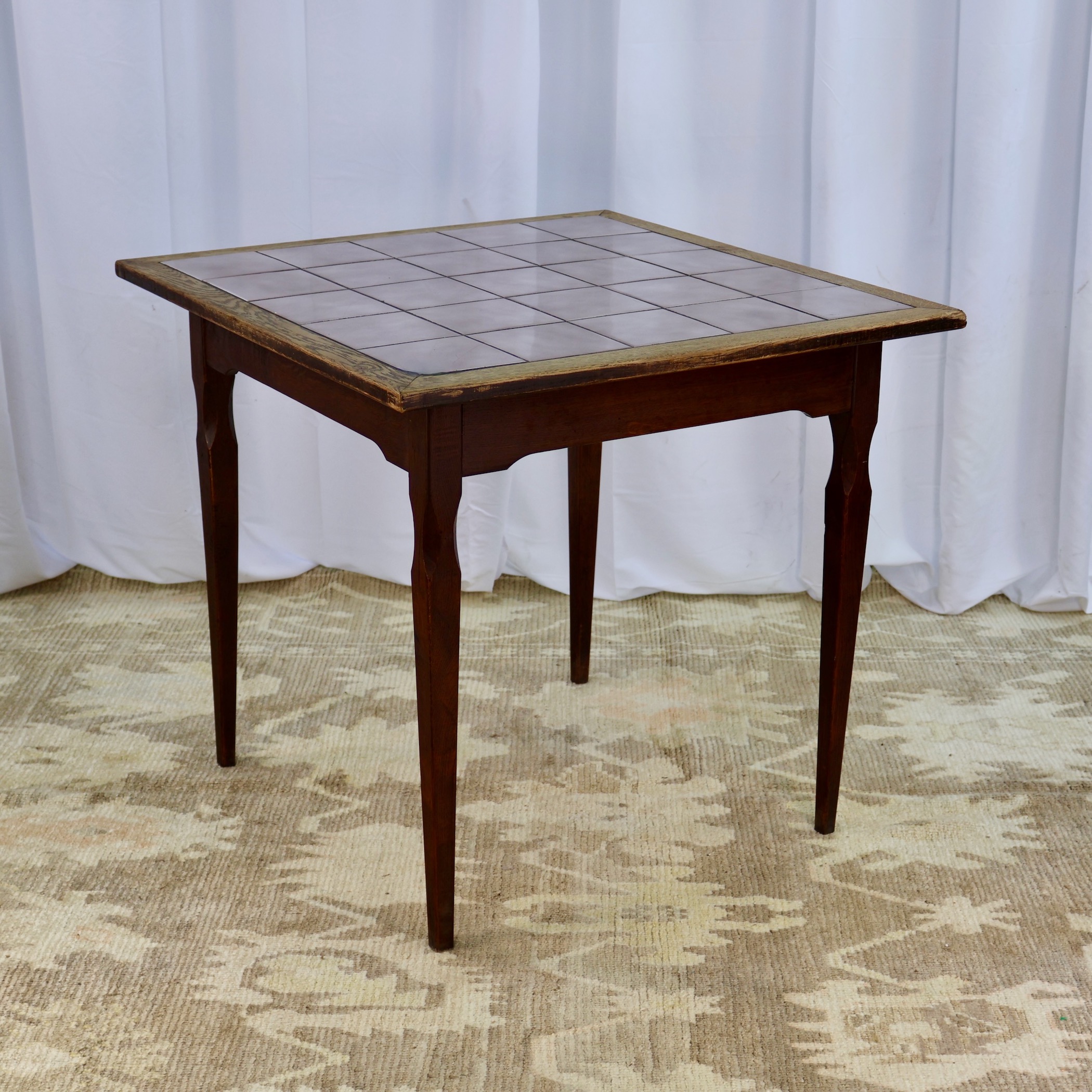 TB019501 SQUARE TILE TOP CAFE TABLE