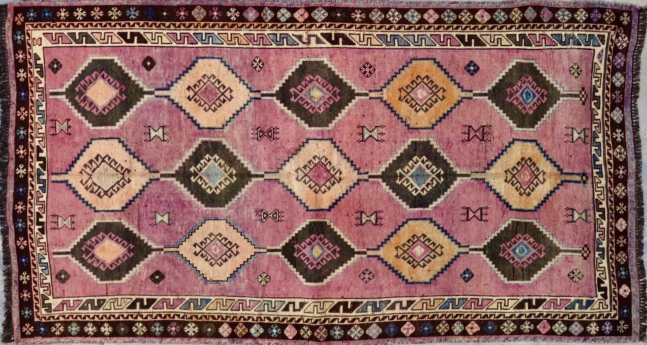 CR8560 VINTAGE KURDISH PERSIAN RUG 4'5