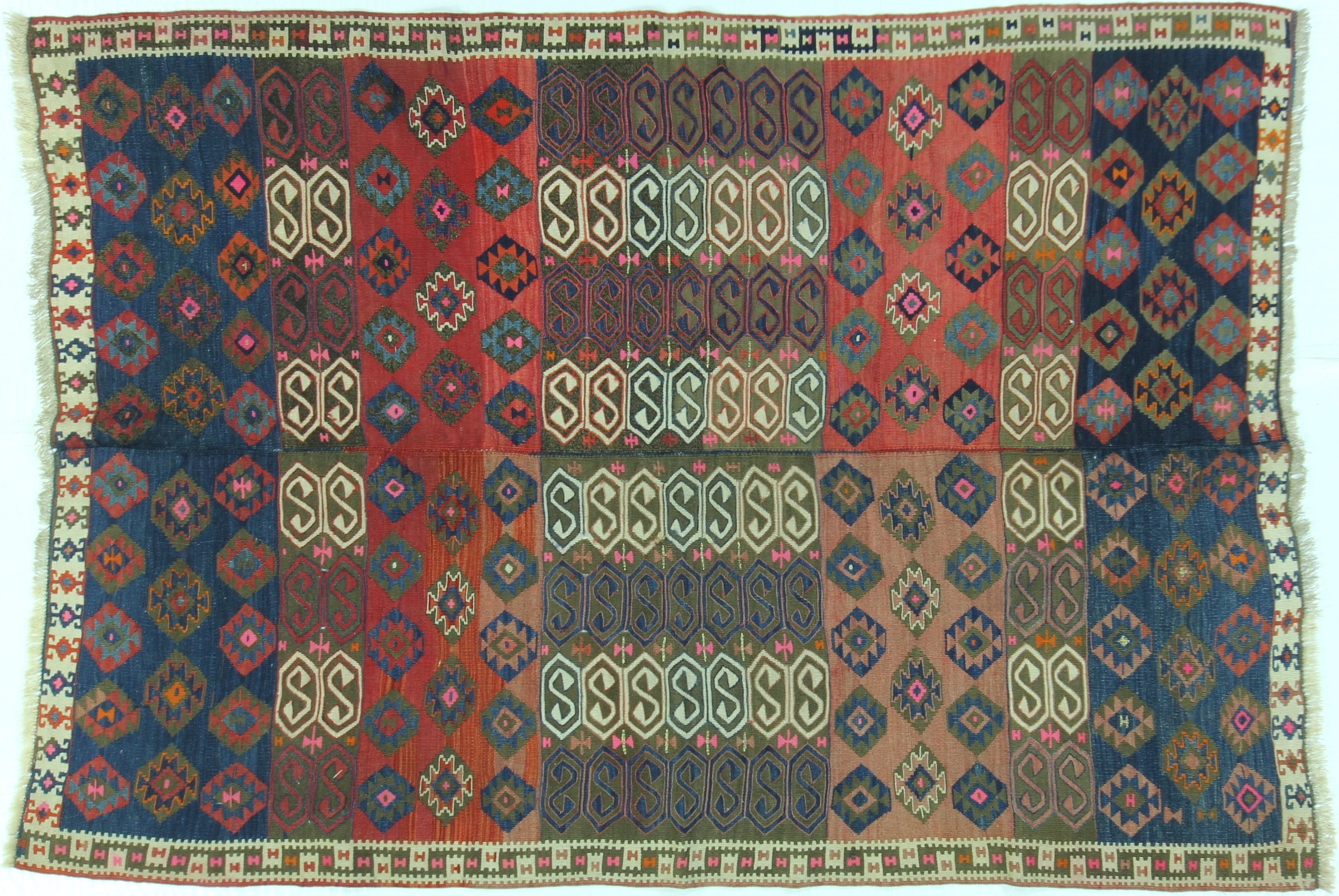 KL5926 VINTAGE KILIM 5.3x7.8