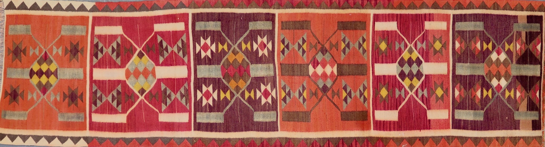 KL8168 VINTAGE 1980s KURDISH HERKI RUNNER 3'1