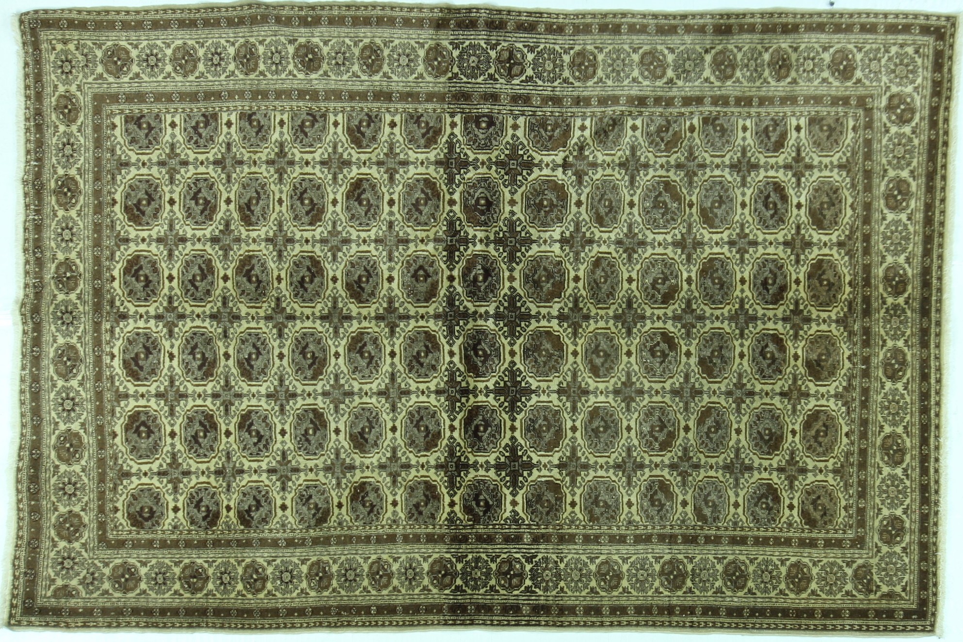 KH28 VINTAGE RUG 4.10x7.2