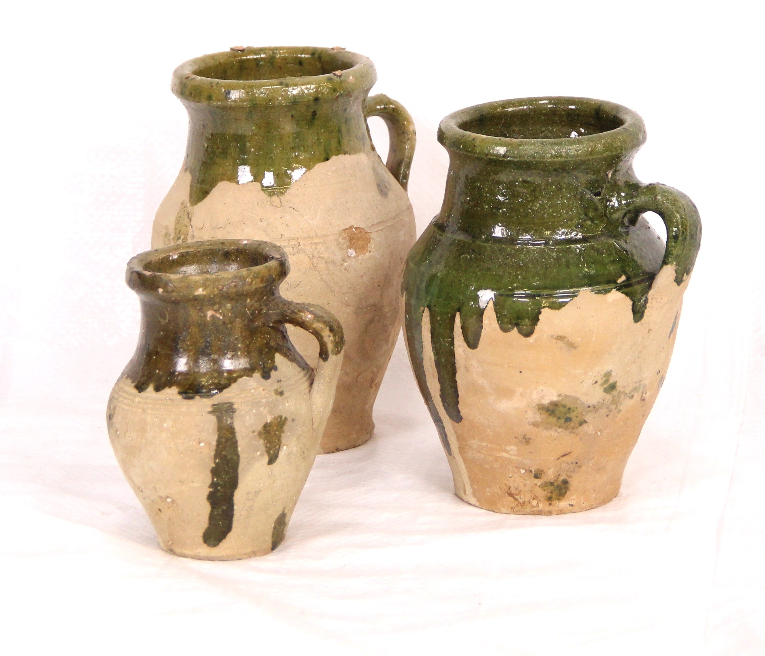 AC76 ASSORTED SMALL CLAY TURKISH POTS