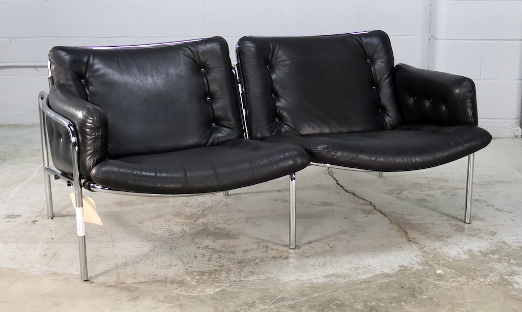 1969 Osaka Loveseat