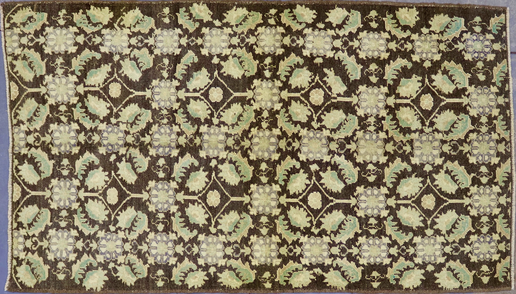 CR8541 VINTAGE 1950s TURKISH KONYA RUG 4'4