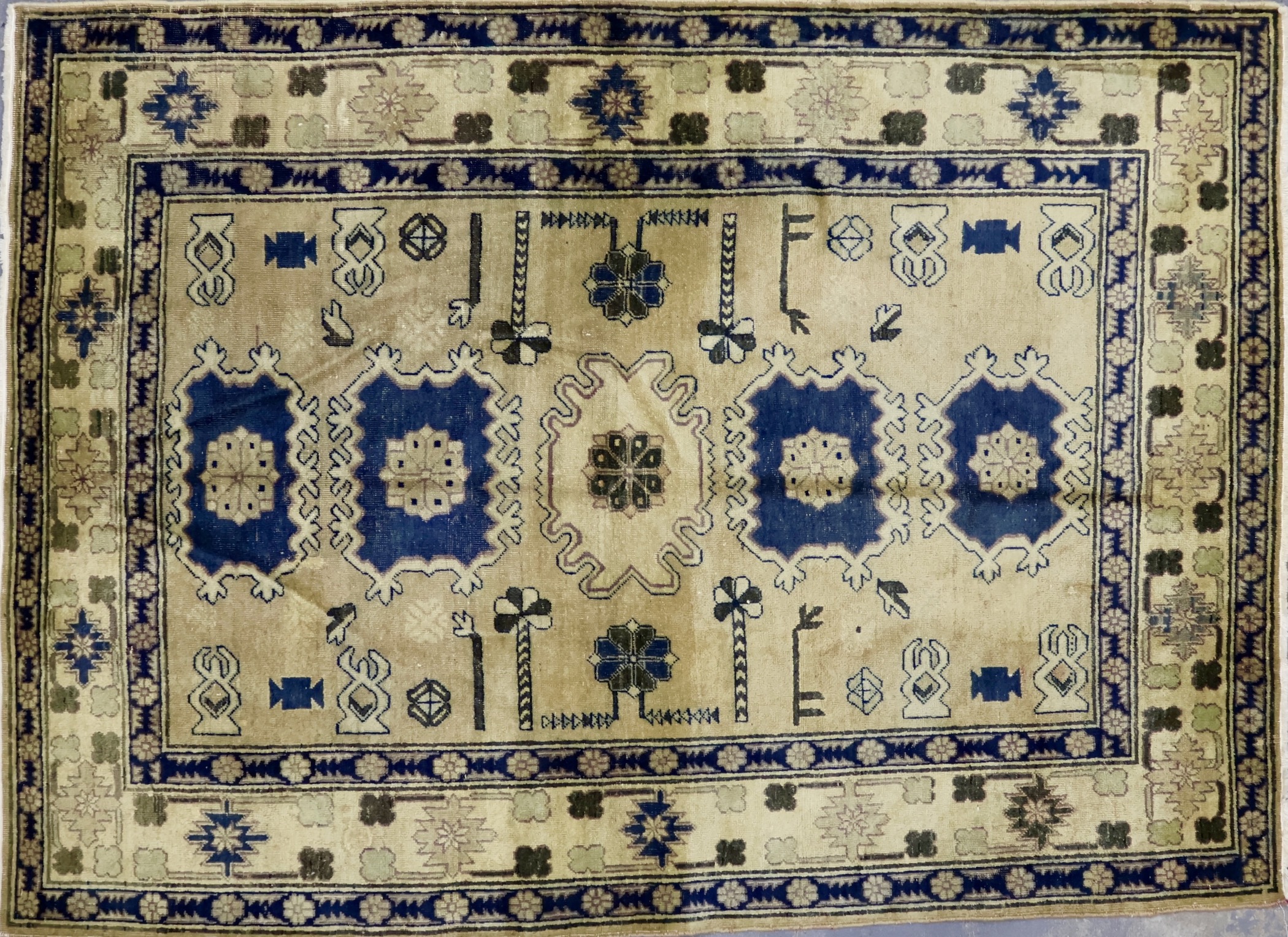 SH1 VINTAGE CAUCASIAN SHIRVAN RUG 4'3
