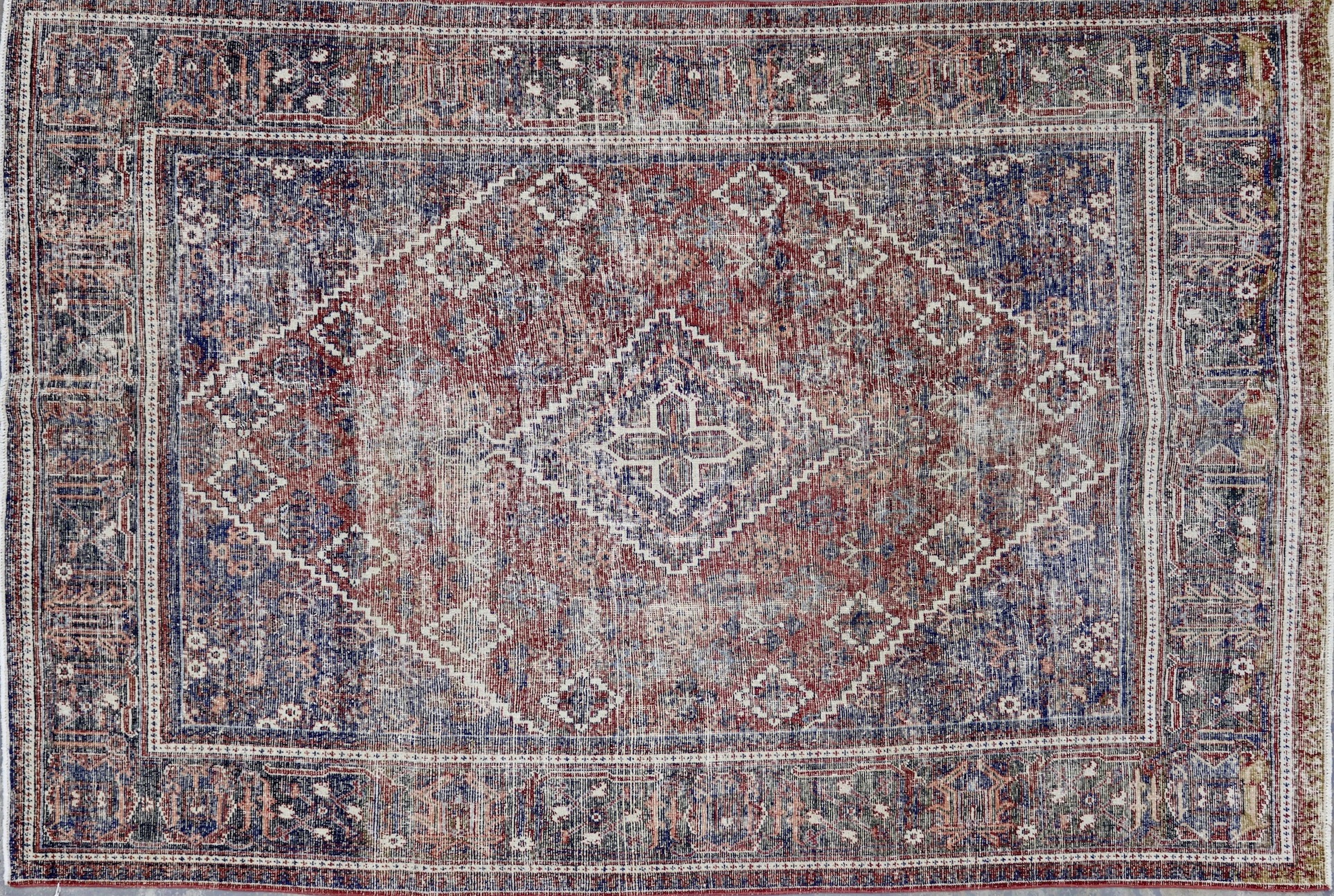 CR8295 VINTAGE 1980s IRANIAN SHIRAZ RUG 6'11