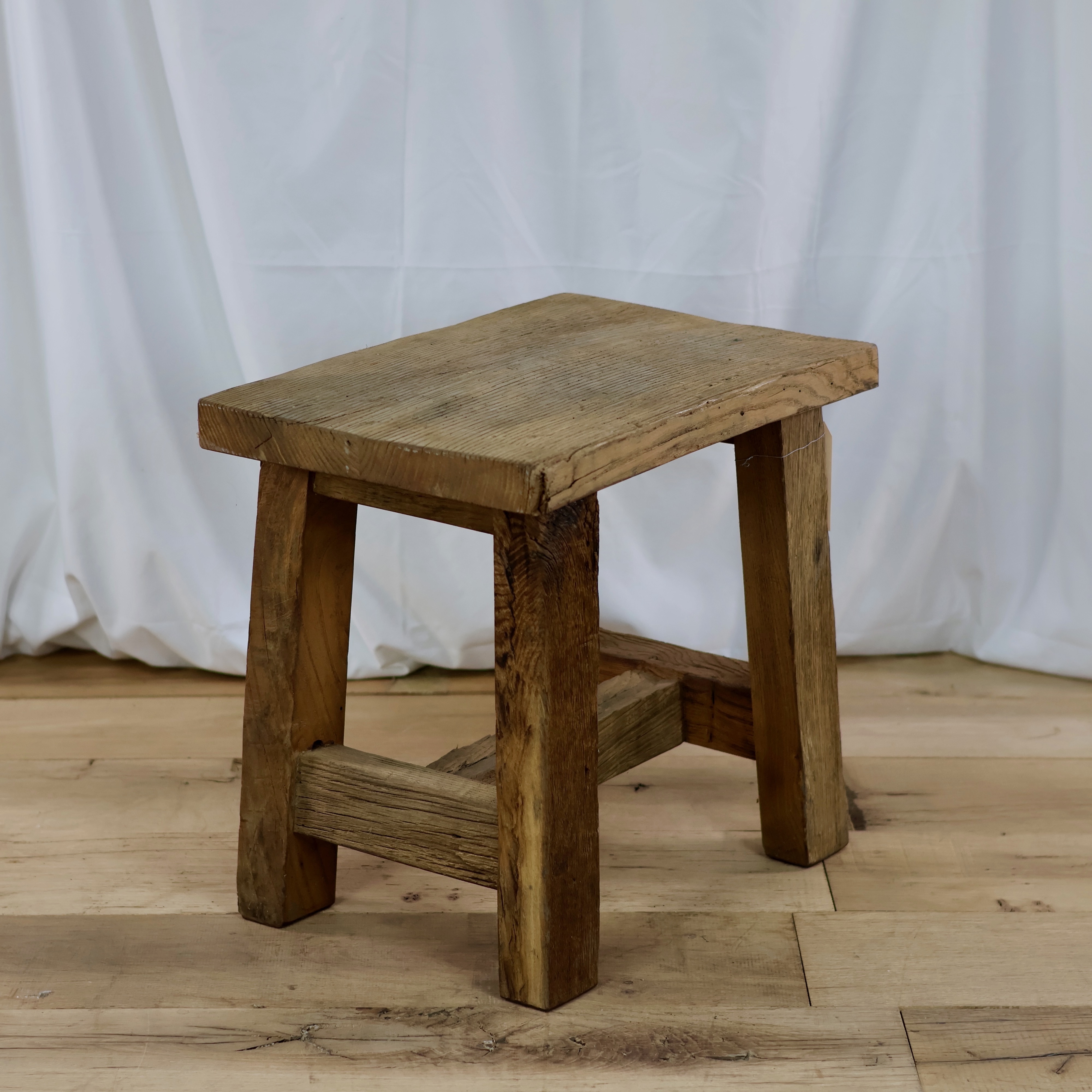 CHR606 SMALL WHITE OAK BENCH