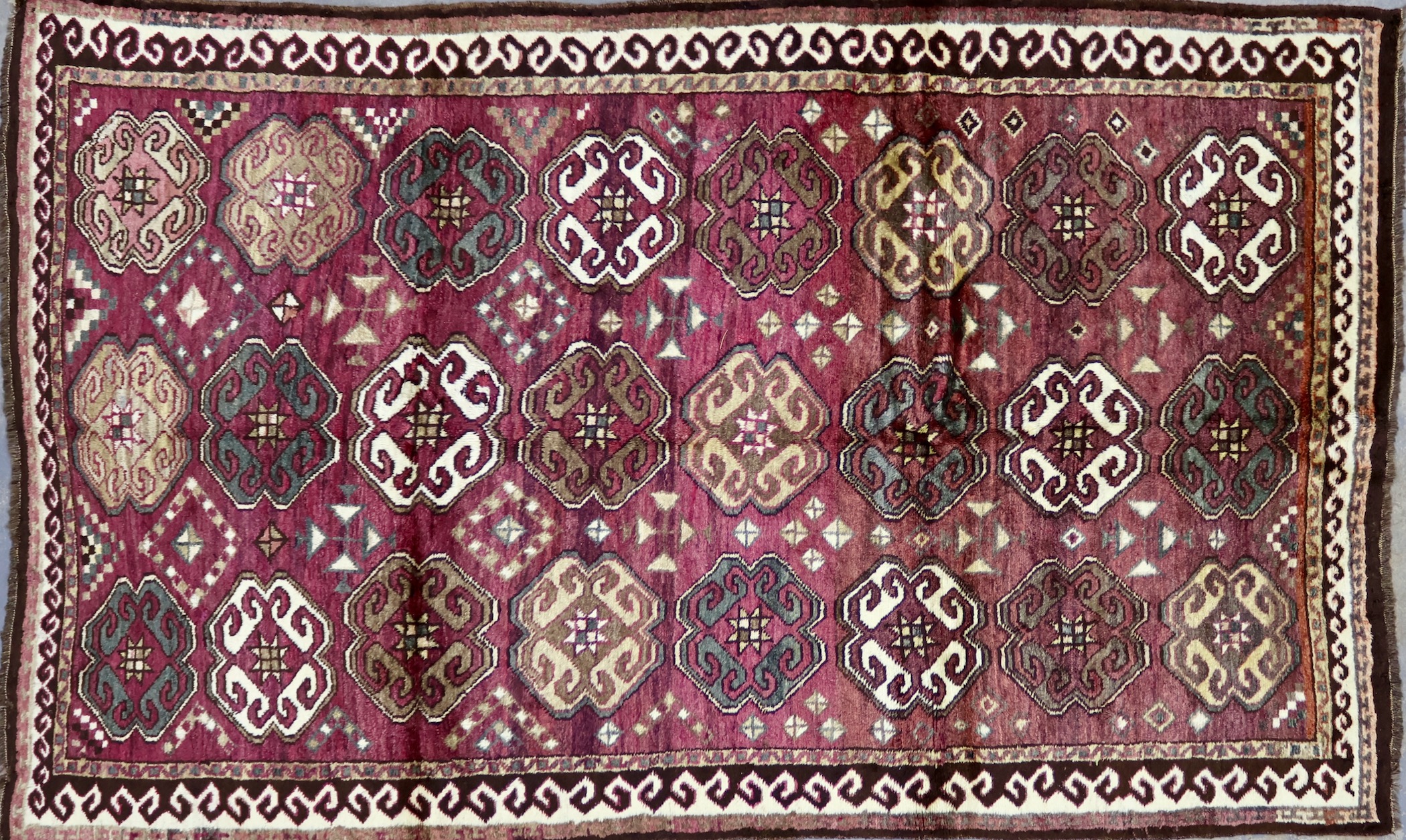 CR7225 VINTAGE 1930s KYRGYZ RUG 5'7