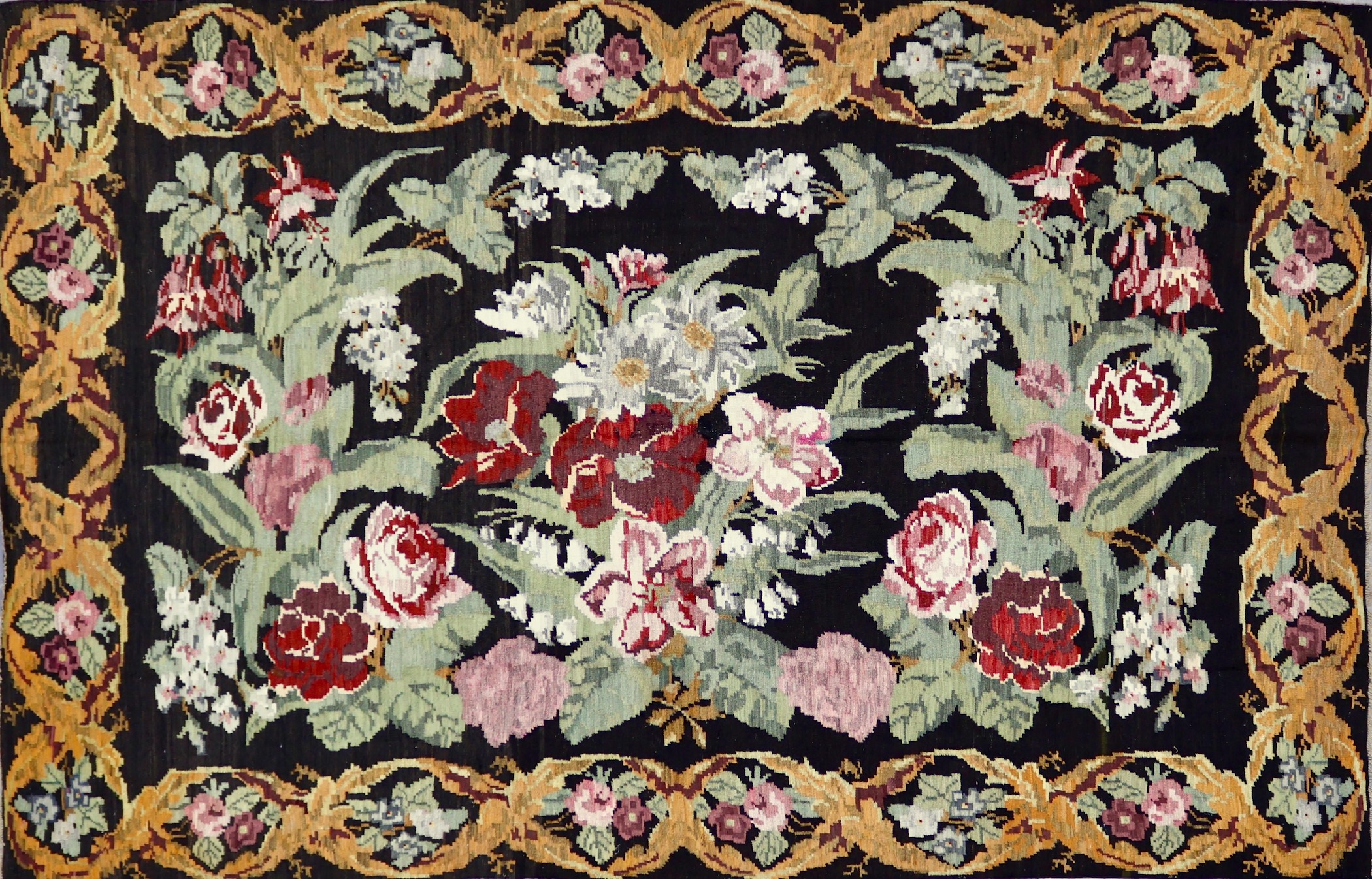 TK318 VINTAGE 1980s MOLDOVAN KILIM RUG 6'7