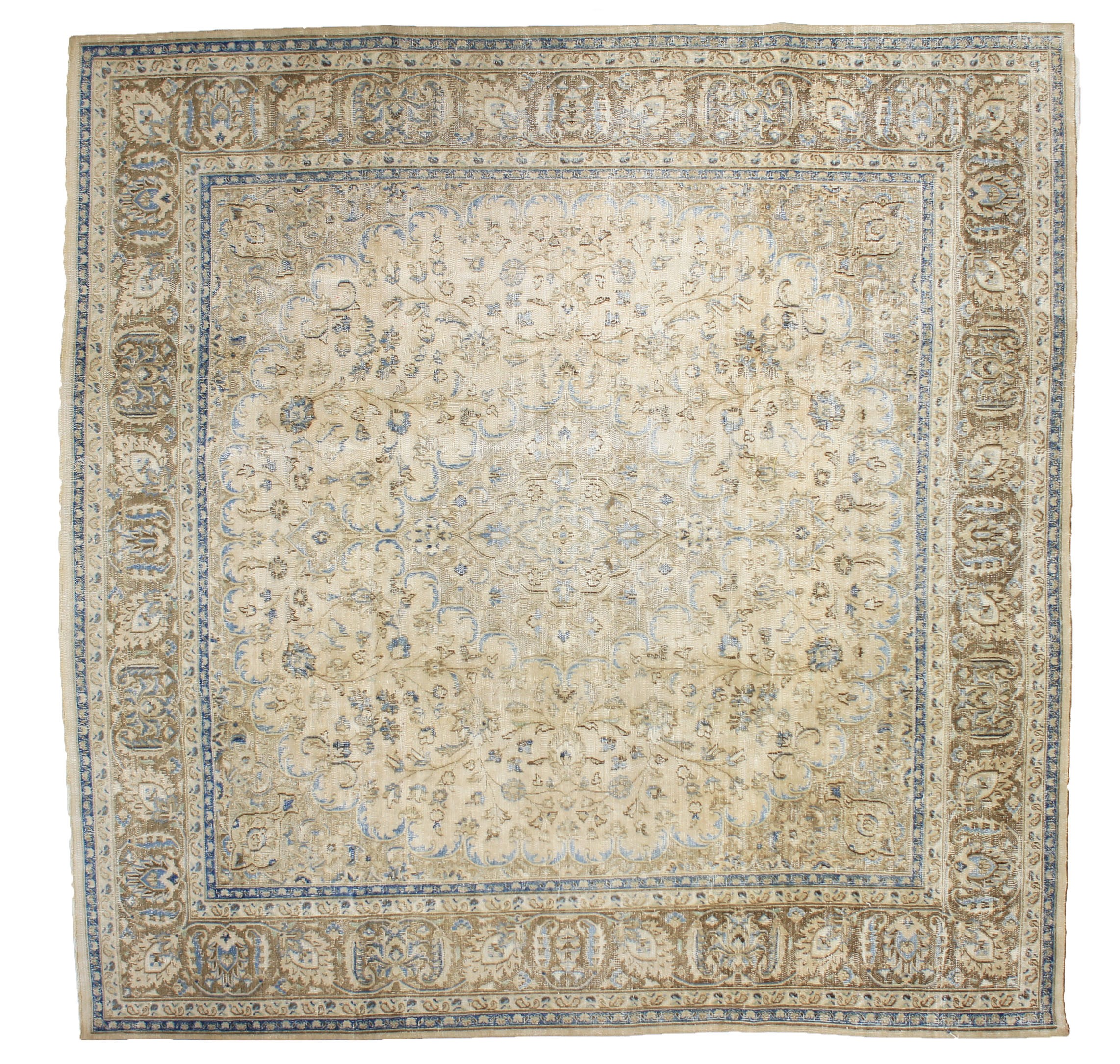 SOD4248 VINTAGE RUG  9.7 x 9.8