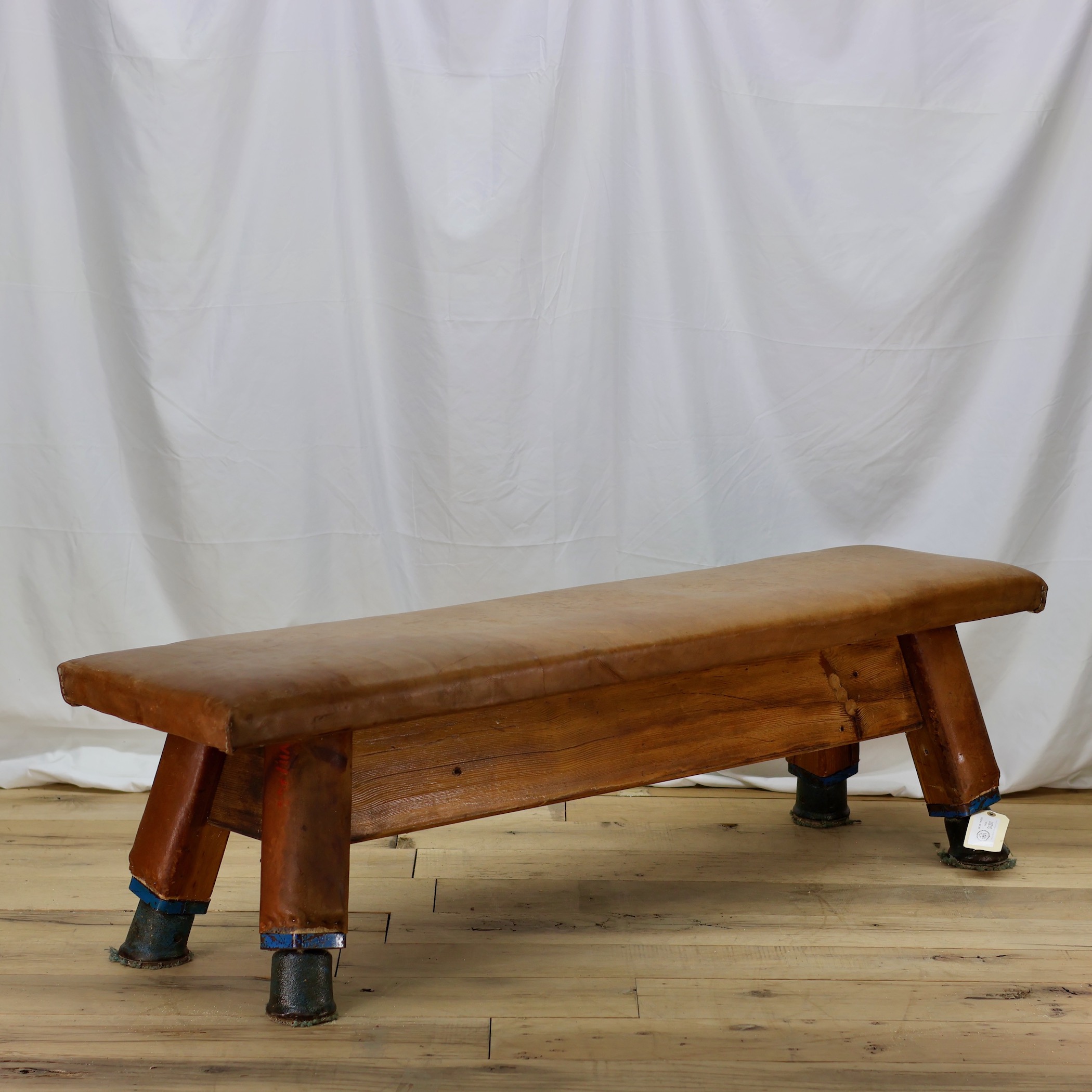 CHR218 LEATHER BENCH WITH WOOD FRAME