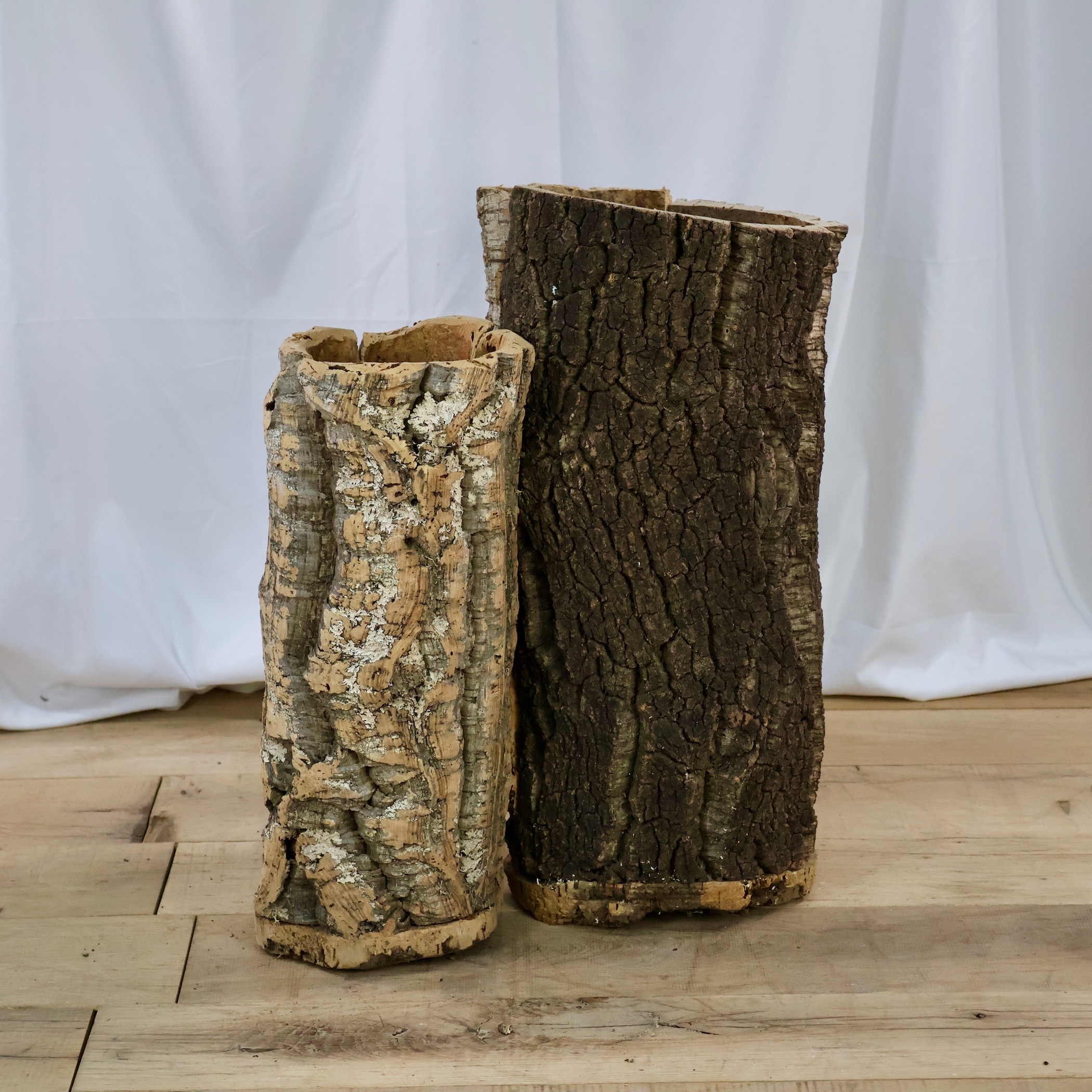 AC337D TALL CORK PLANTERS