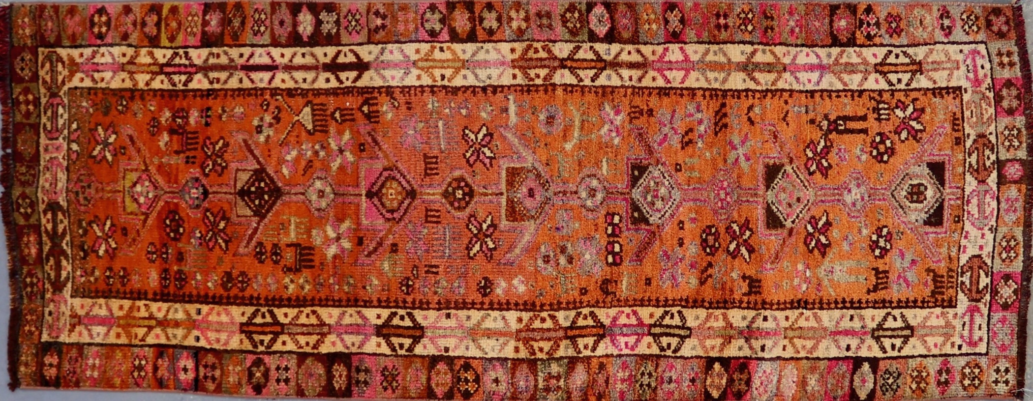 CR8511 VINTAGE 1950s KURDISH HERKI RUNNER 2'10