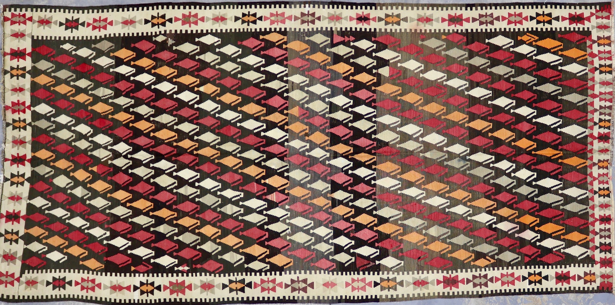 TK155 VINTAGE 1950s PERSIAN KILIM RUG 5'8