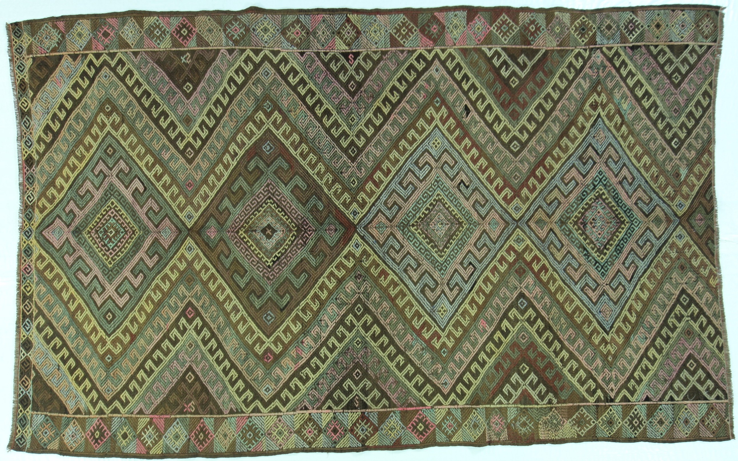 TK377 VINTAGE KILIM 5.9x8.9