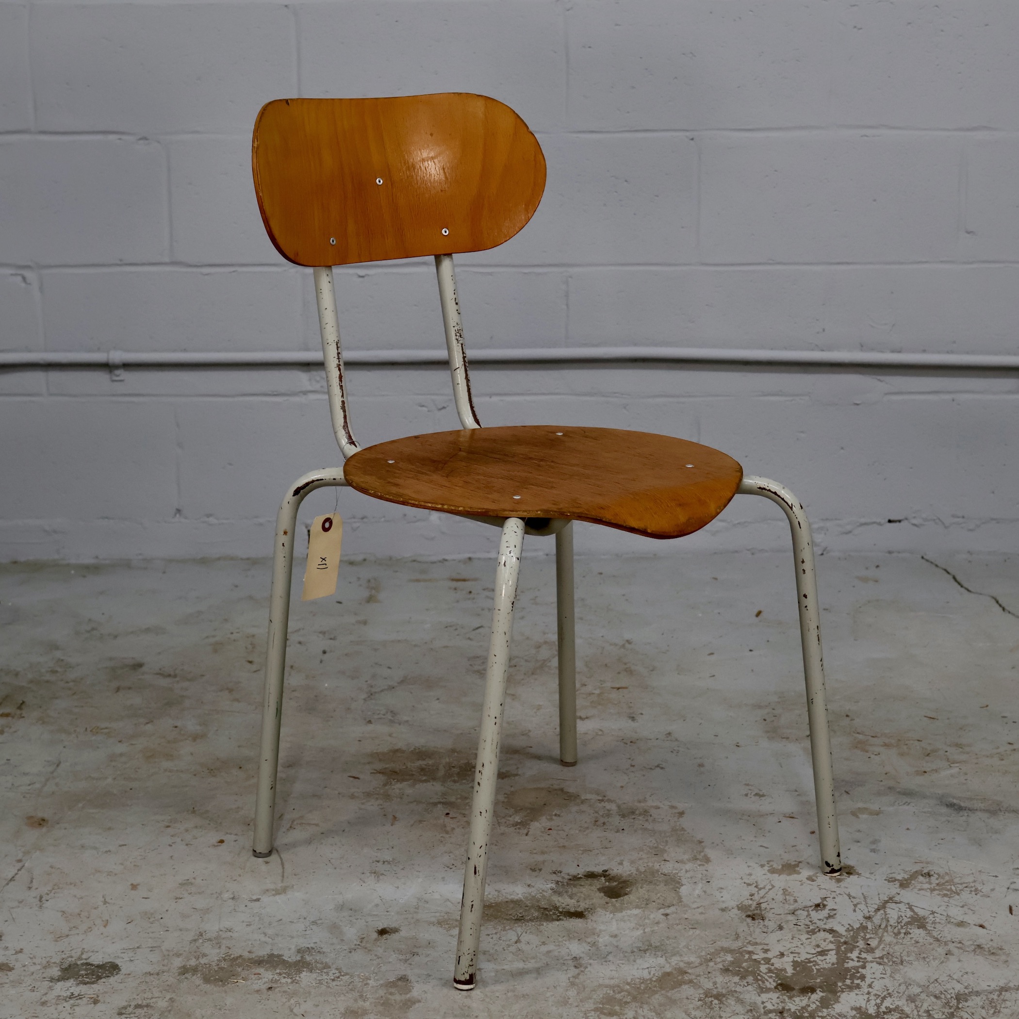 CHR720 WOOD AND METAL STACKING SCHOOL CHAIR