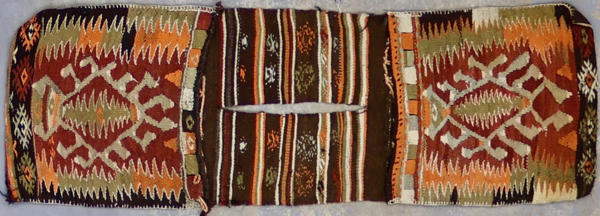 SH459 VINTAGE 1950s TURKISH TEXTILE 2' X 4'