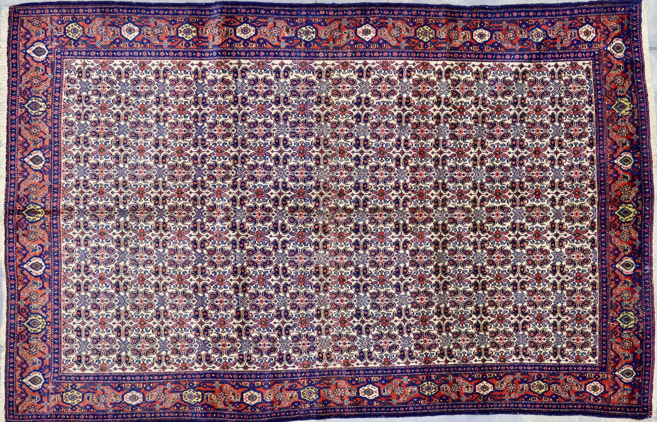 CR5690 VINTAGE 1970s PERSIAN RUG 5'4