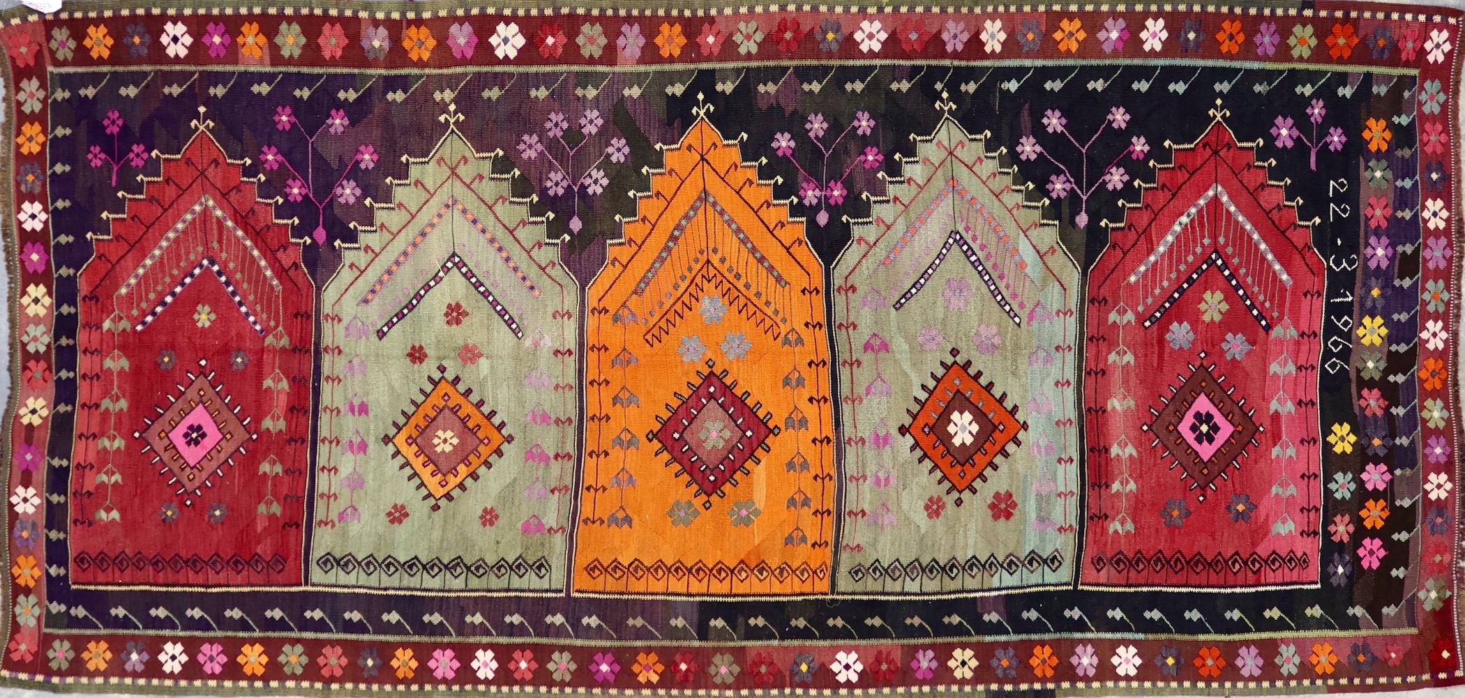 KL5923 VINTAGE 1950s TURKISH SIVAS SAF KILIM RUG 5'3