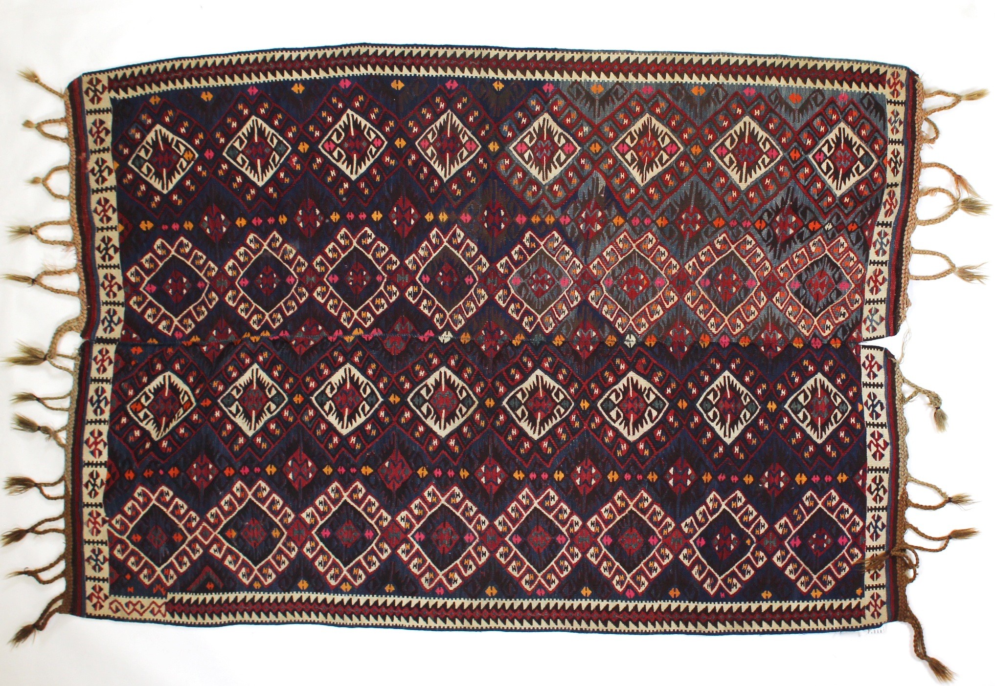 KL304 - VINTAGE VAN KILIM 5X8