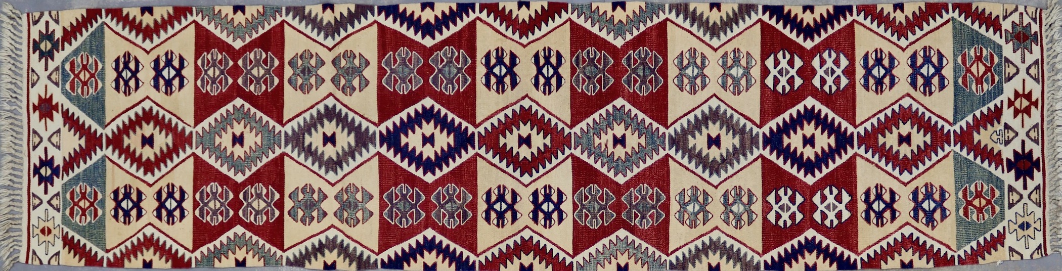 KR45 VINTAGE 1990s TURKISH KONYA KILIM RUNNER 2'9