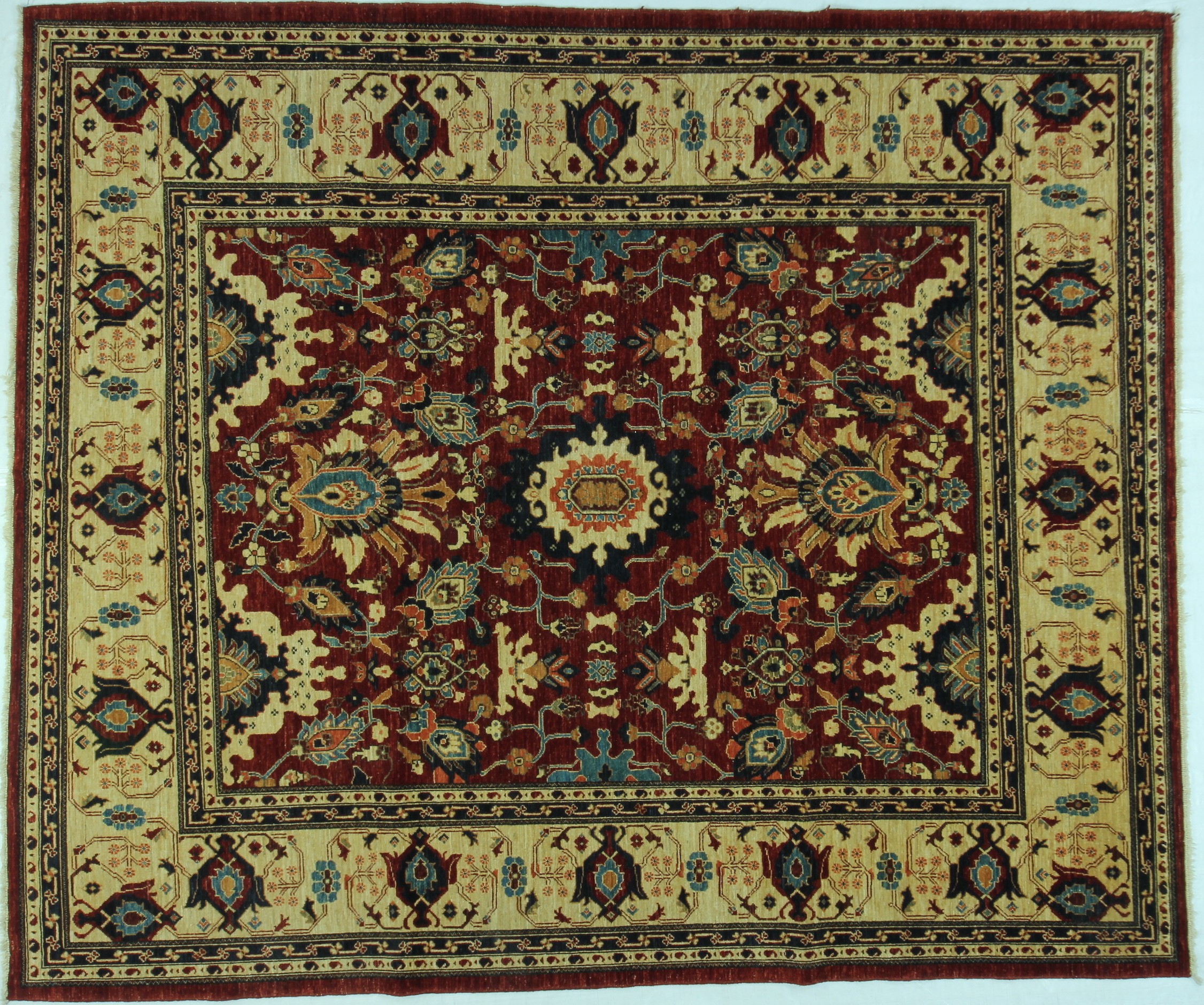 TH006 VINTAGE CARPET 9.2x9.8