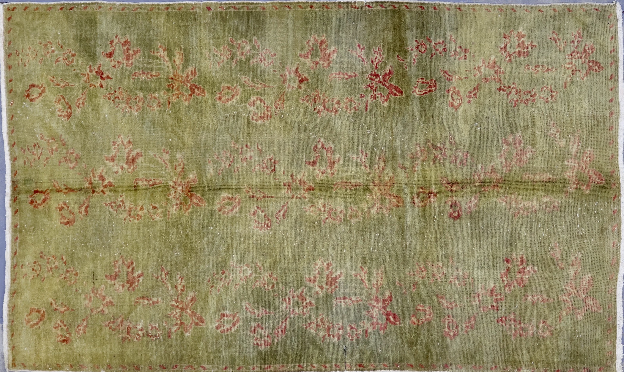 TH87 RECLAIMED VINTAGE TURKISH KARAPINAR RUG 5'11