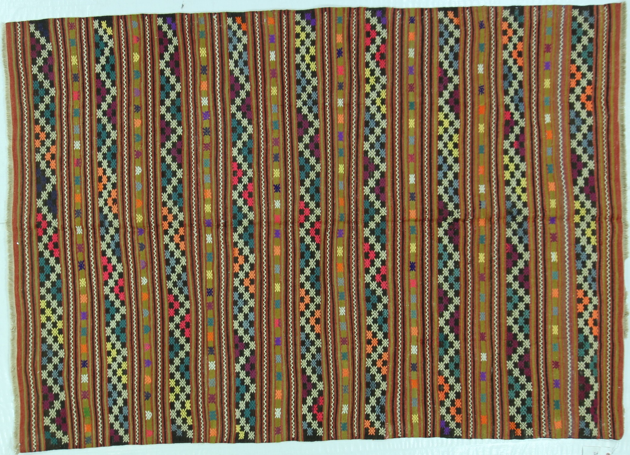 KK341 VINTAGE KILIM 5.5x7.9