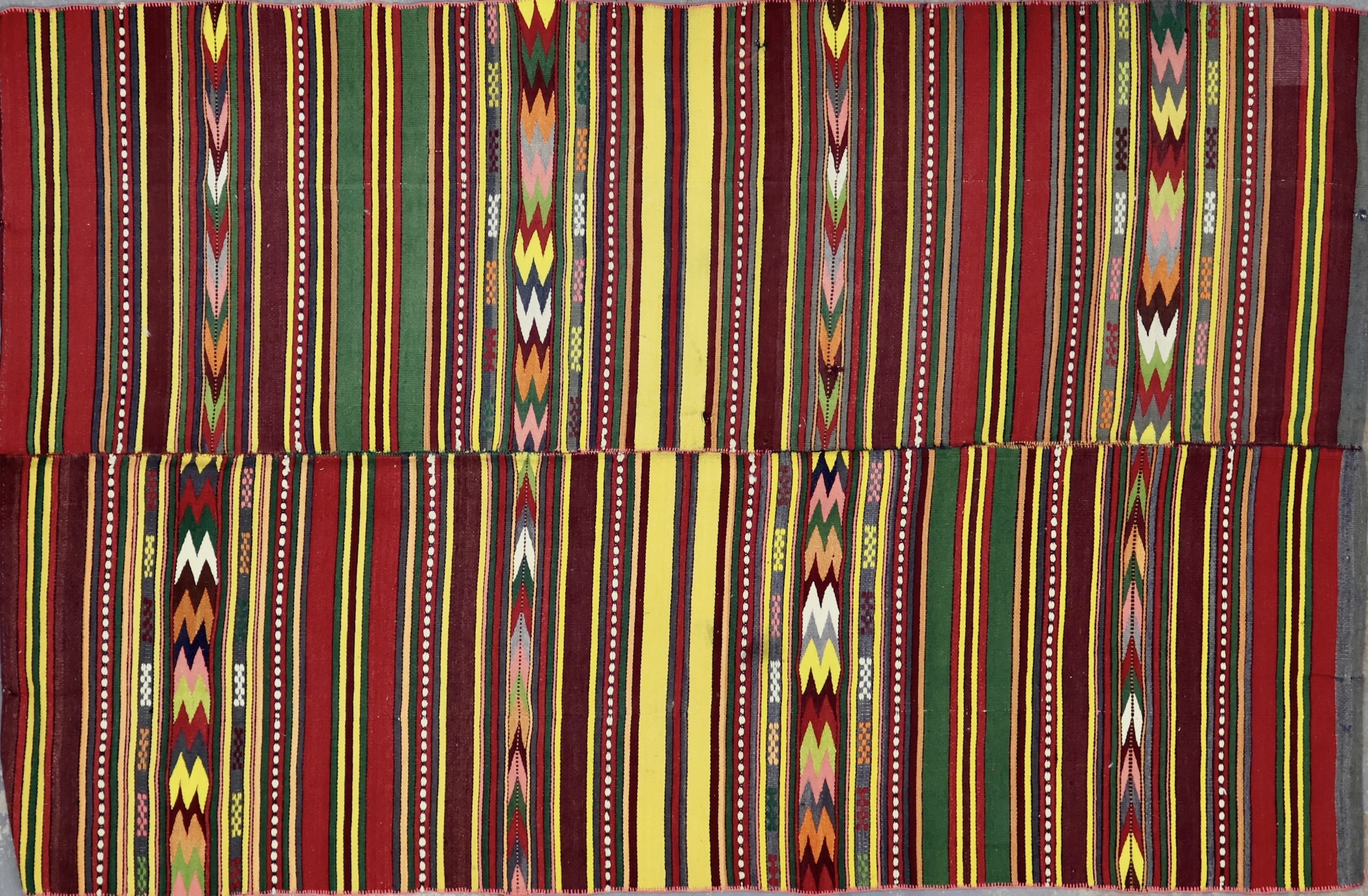 KL3459 VINTAGE TURKISH KILIM RUG 4' X 6'2