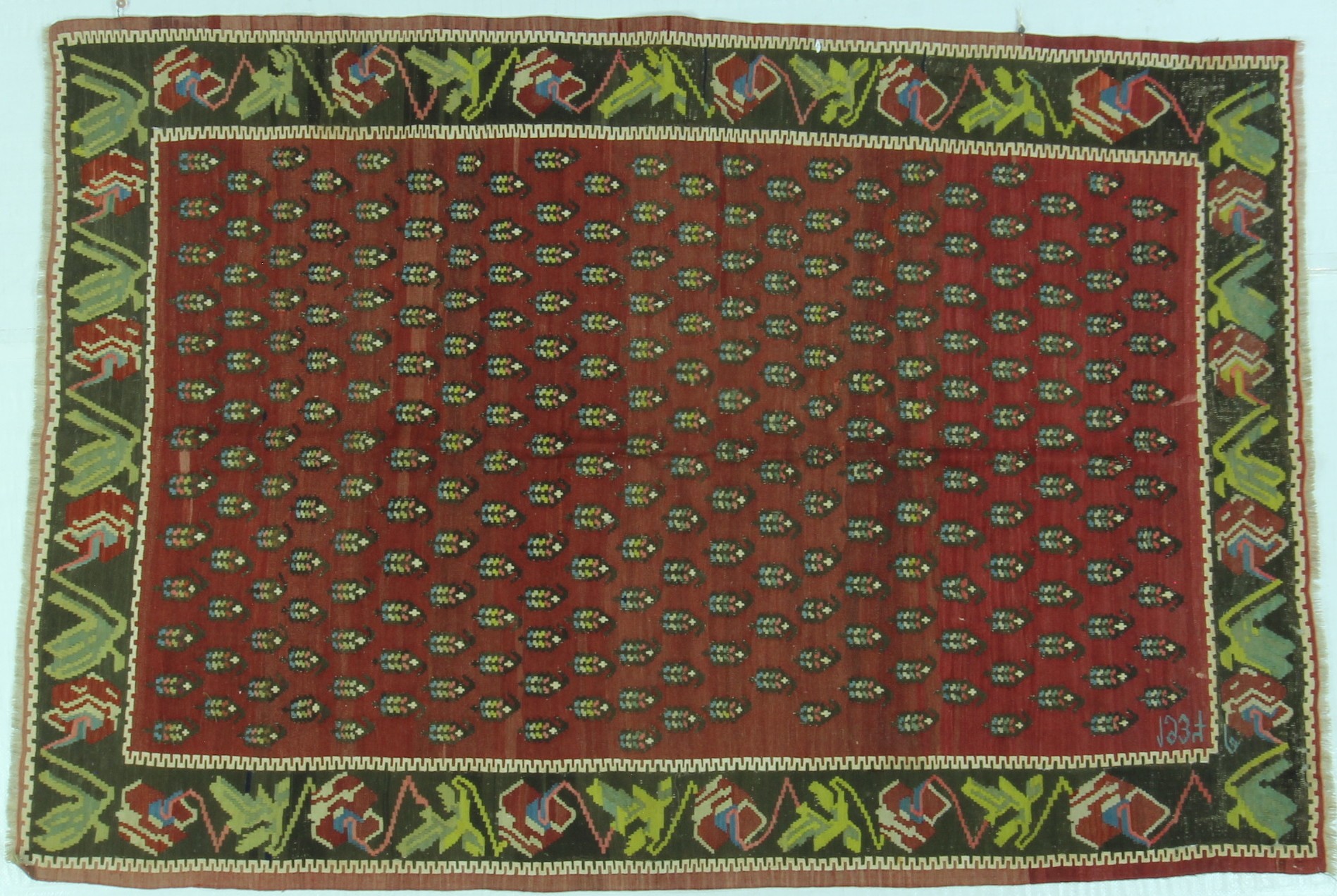 SH125 VINTAGE CARPET 4.7x6.10