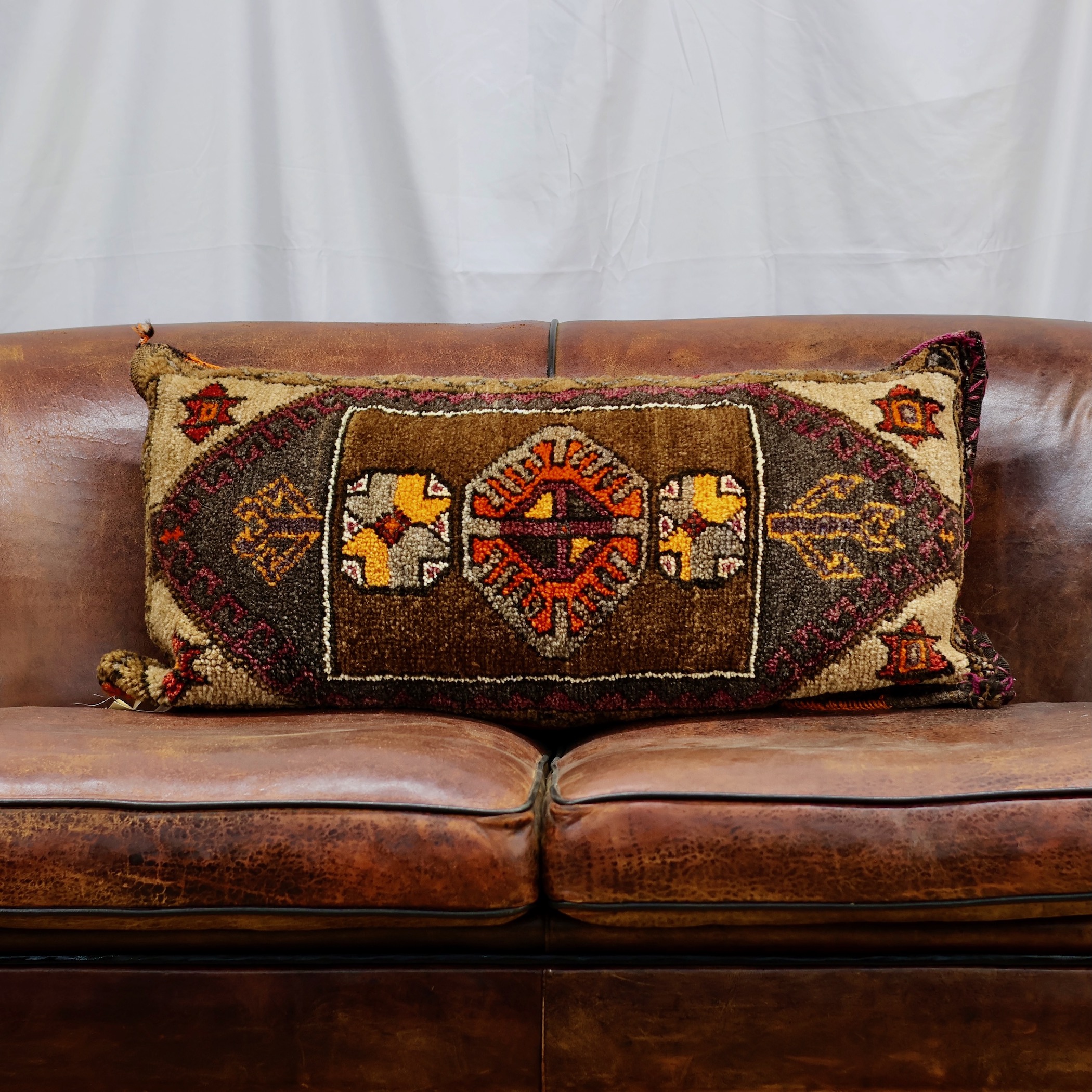 PL22-12 ORIGINAL RUG PILLOW