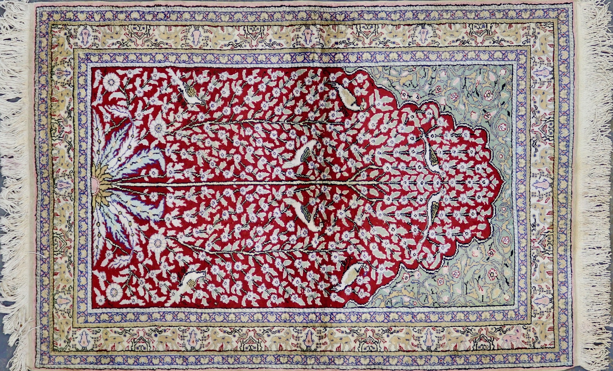 CR5601 VINTAGE TURKISH KAYSERI RUG 3'9