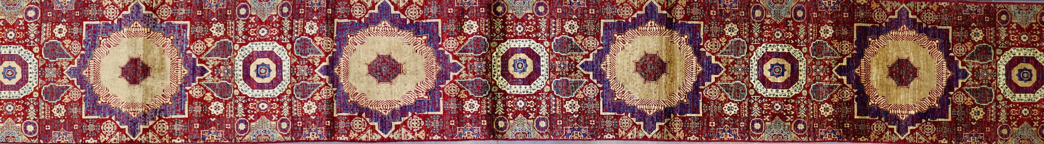 CR7871 NEW PAKISTANI MAHAL RUNNER 2'4