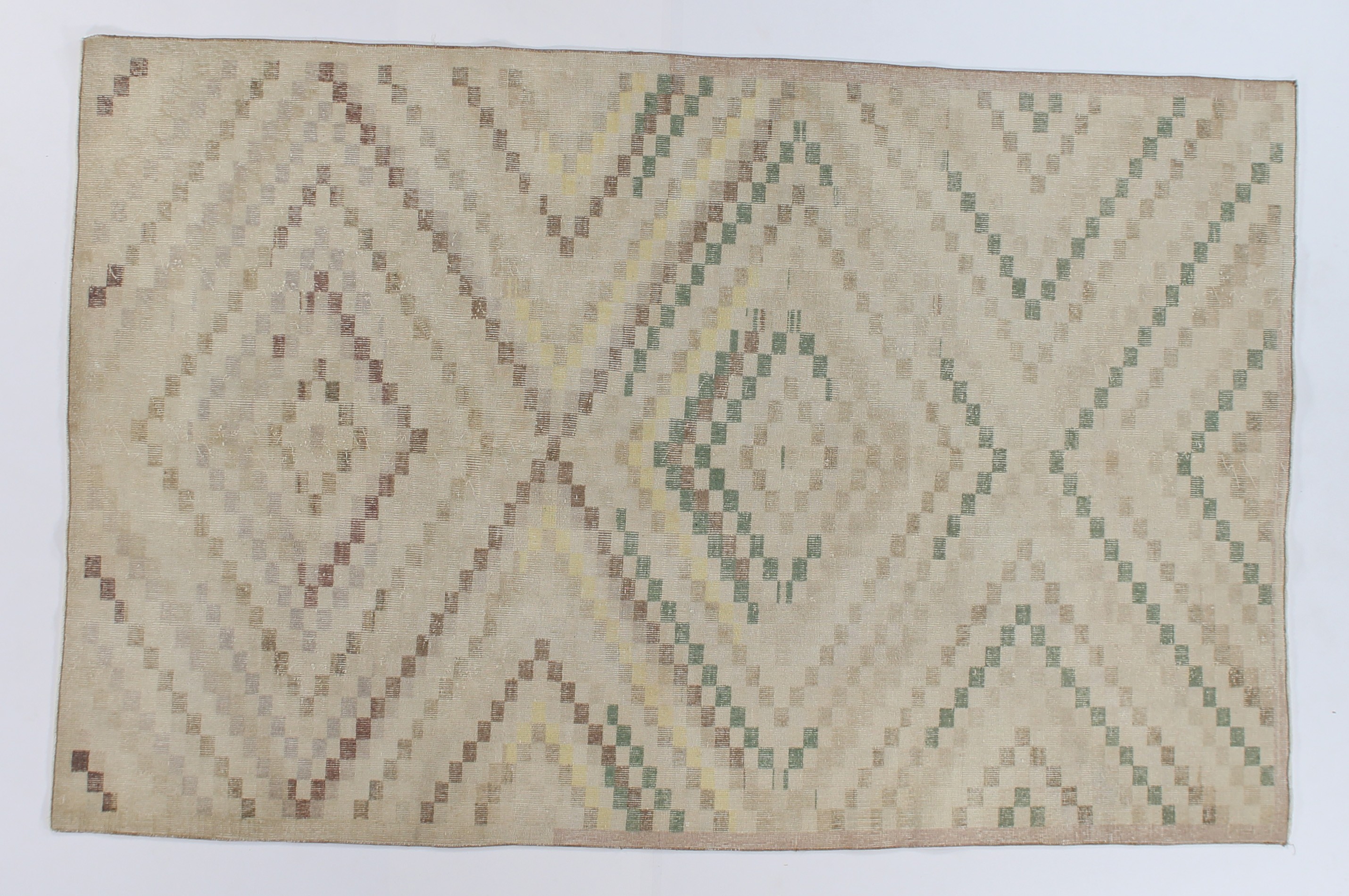 UD2844 VINTAGE RUG 6.6 X 9.4