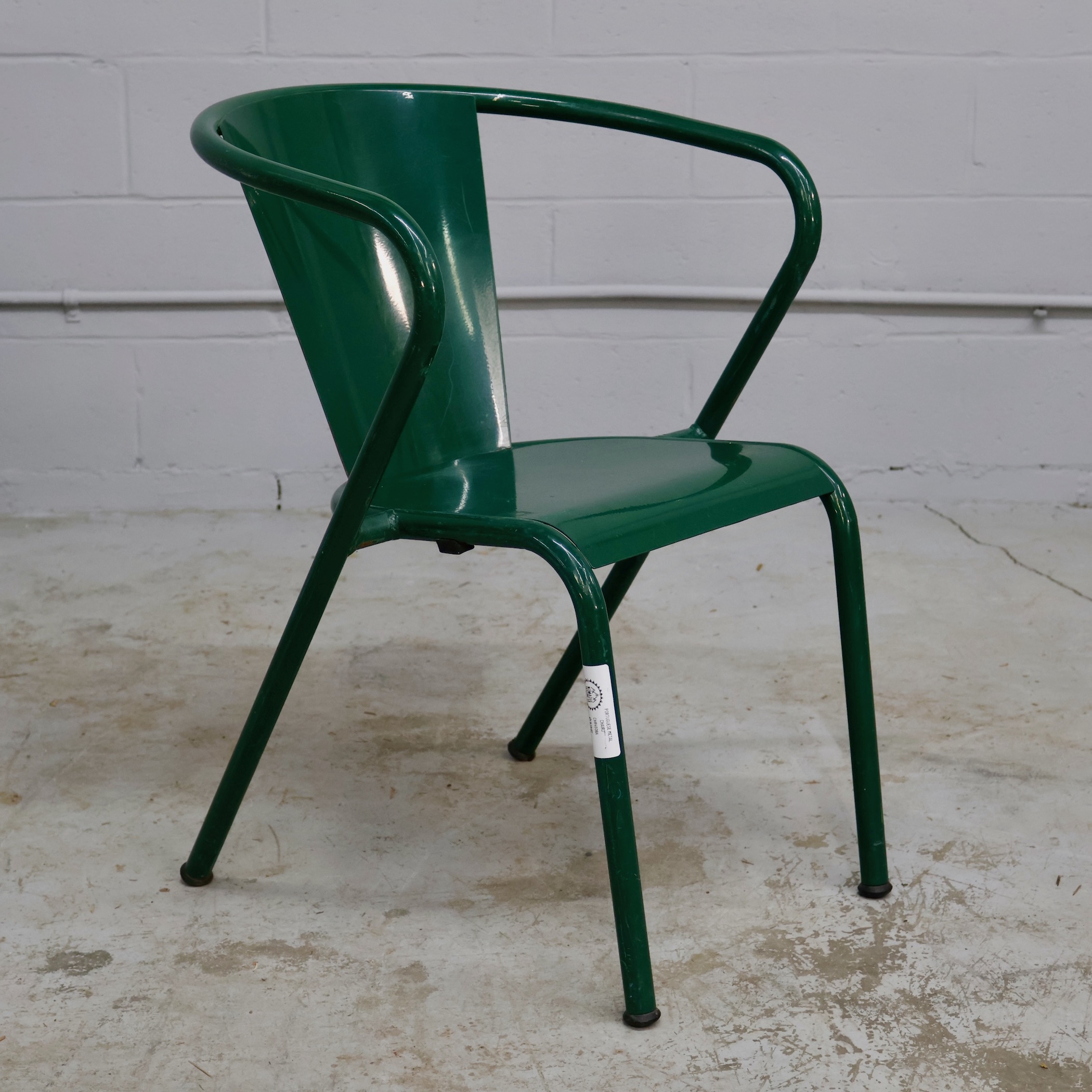 CH450 GREEN MID-CENTURY METAL CAFE CHAIR
