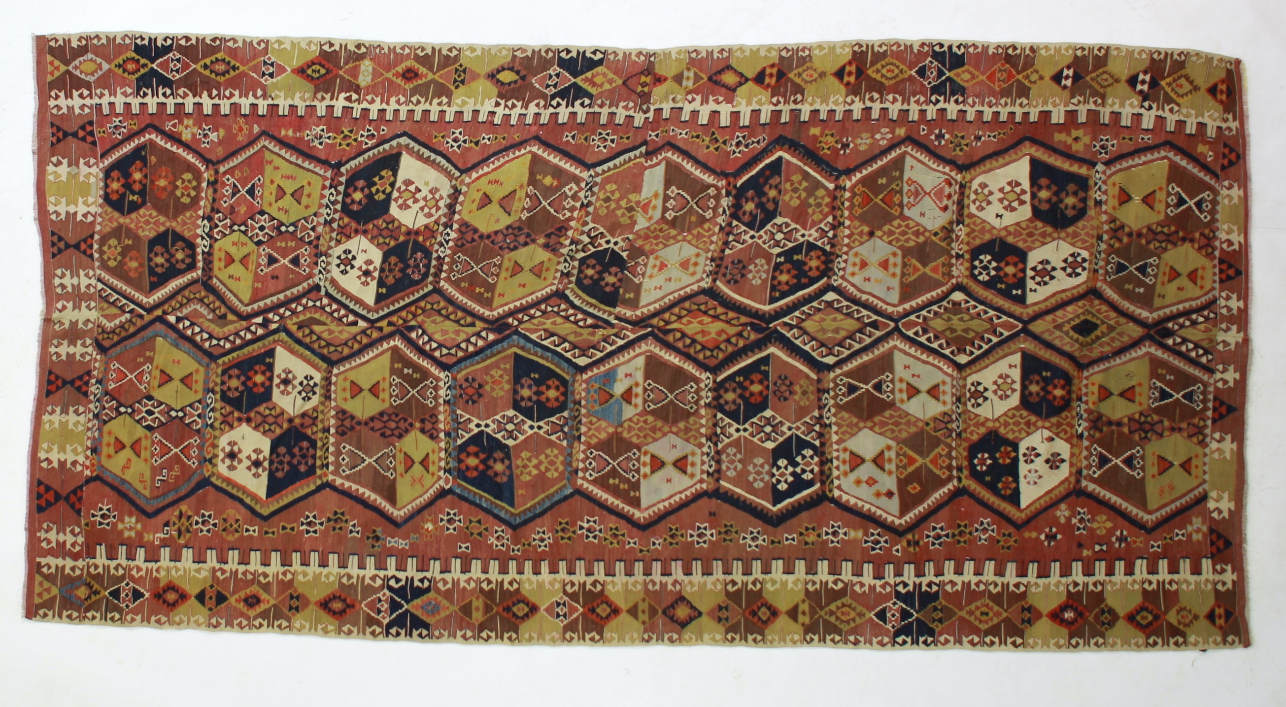 KL3831 - VINTAGE  KILIM 5.5 X 10.11