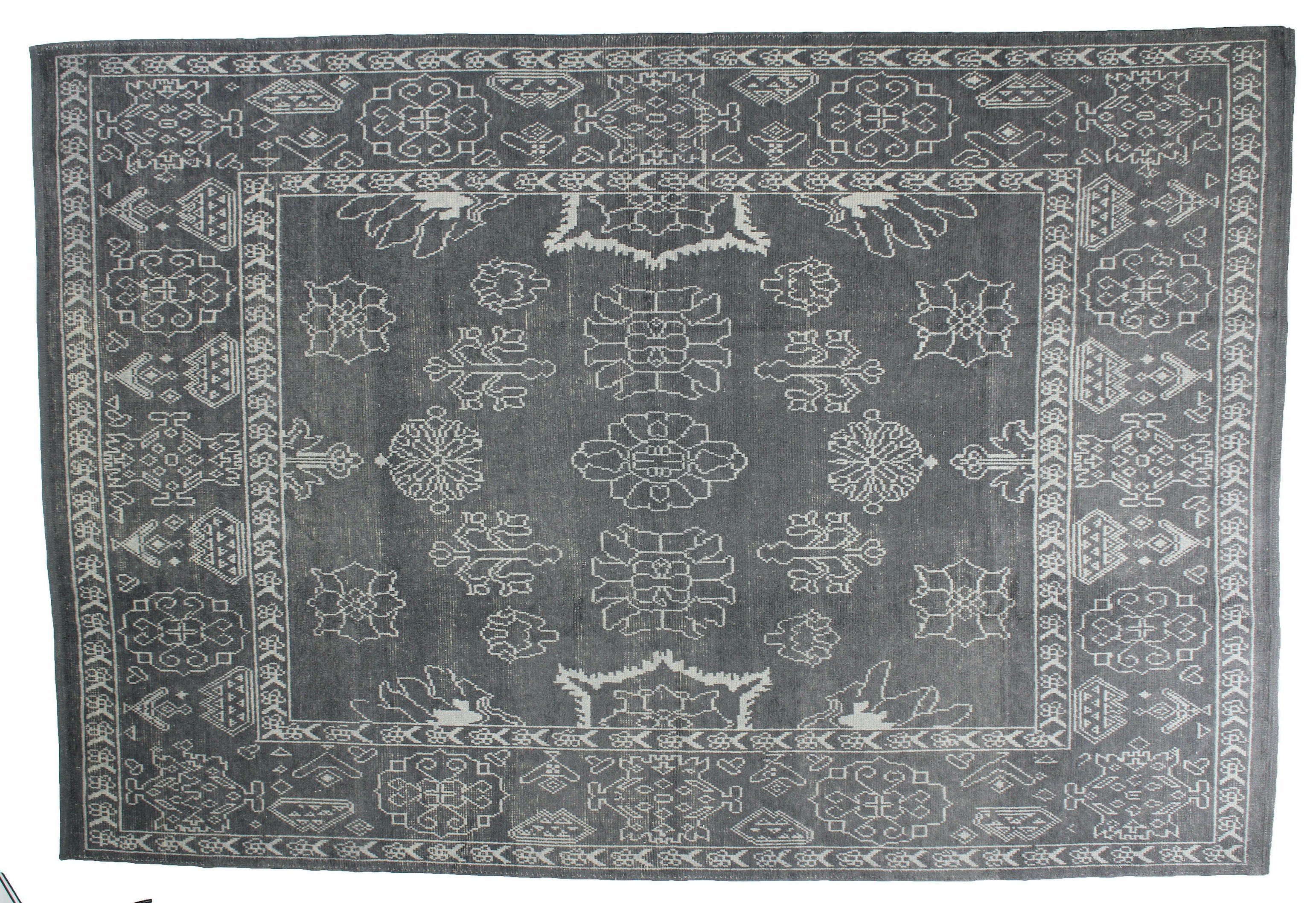 CR5612- OUSHAK RUG  9.11 X 14.6